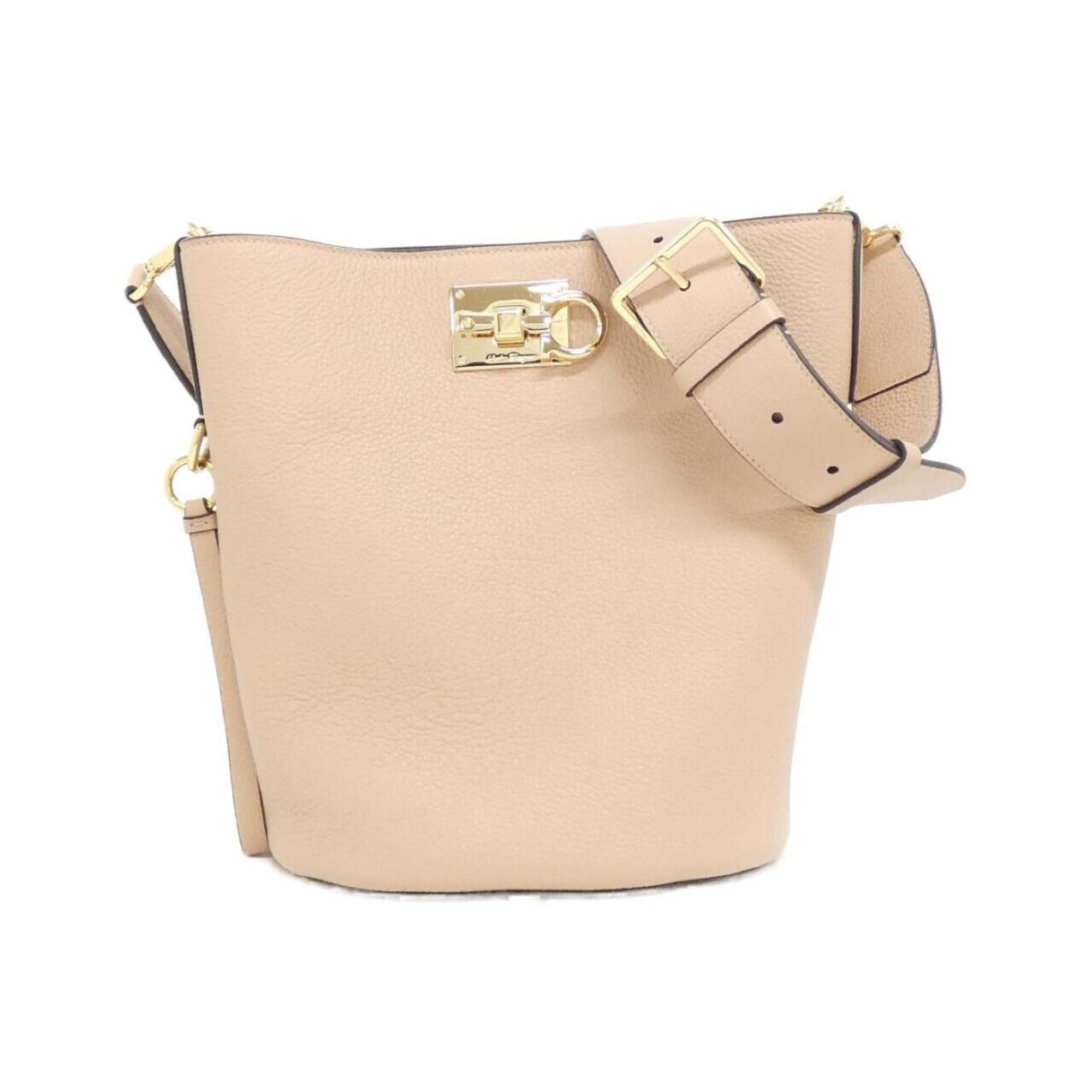Salvatore Ferragamo 21 2892 Shoulder Bag in Gold, Women's