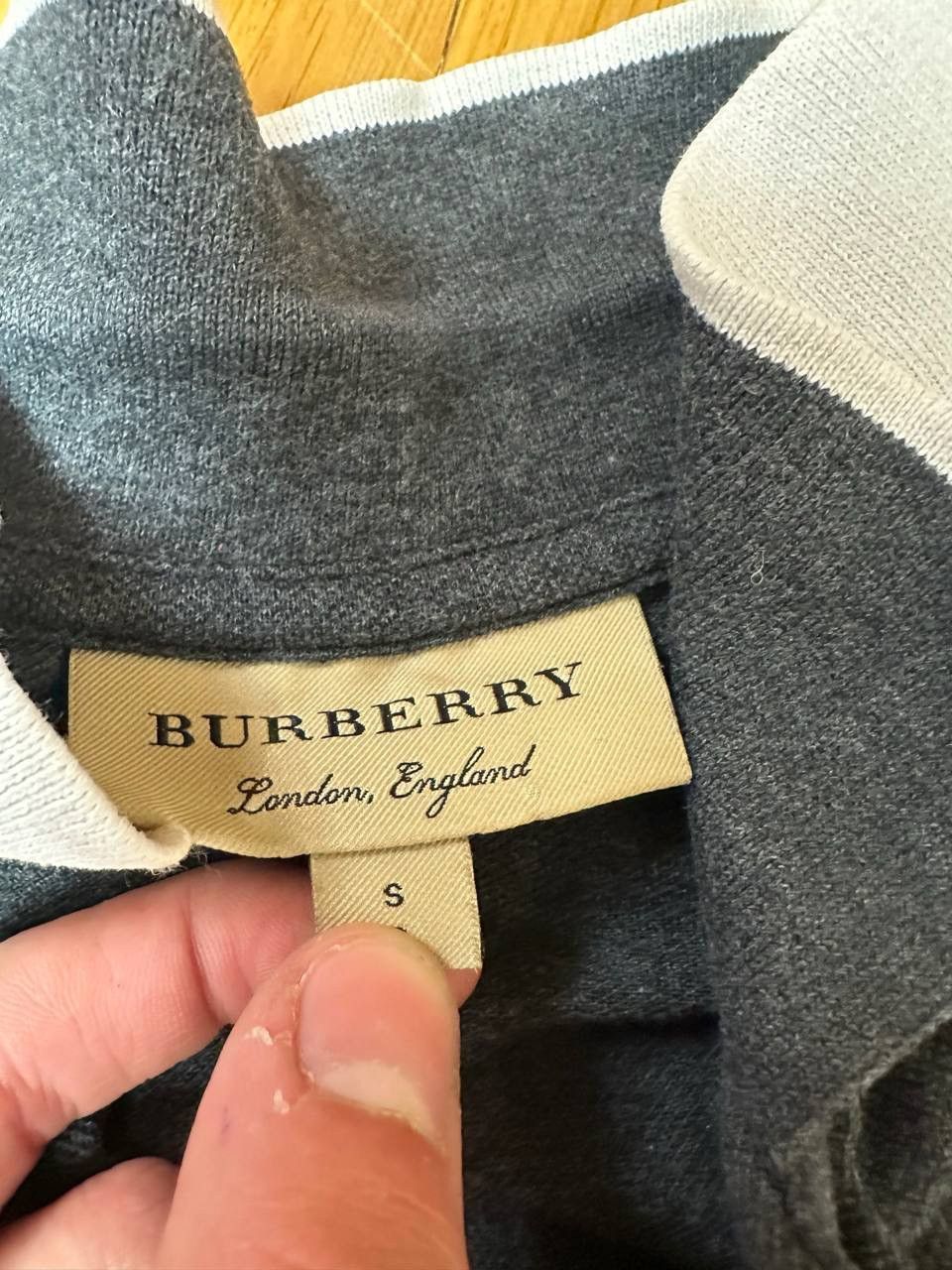 Burberry Burberry vintage grey polo Size US S / EU 44-46 / 1 - 5 Thumbnail