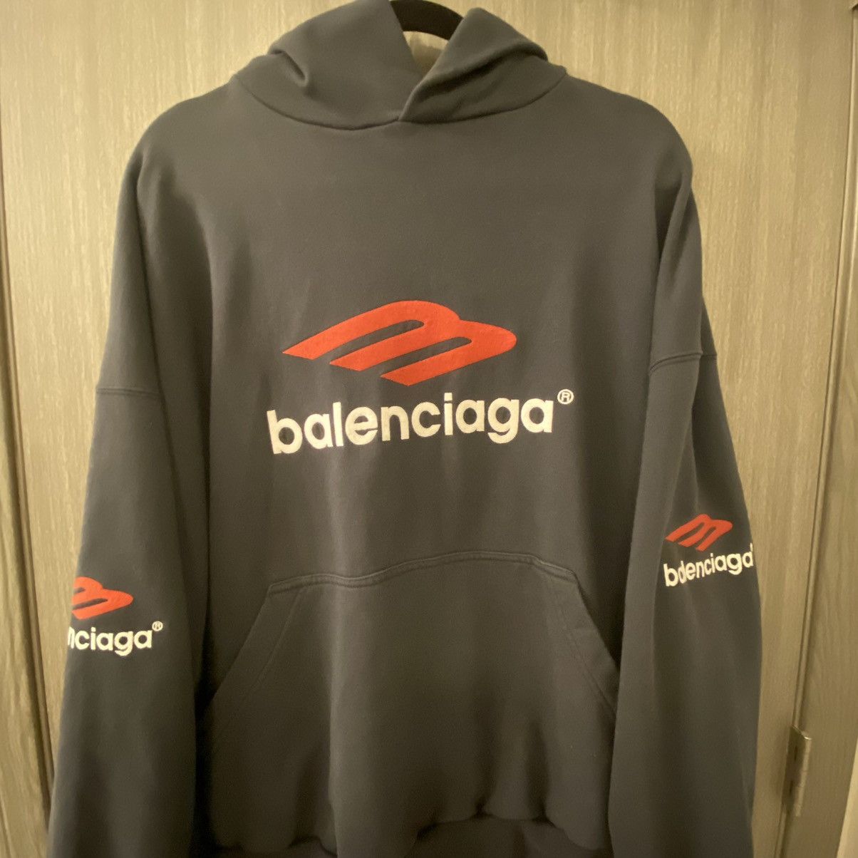 Balenciaga Balenciaga 3B Icon Sports Logo Hoodie Size US L / EU 52-54 / 3 - 2 Thumbnail