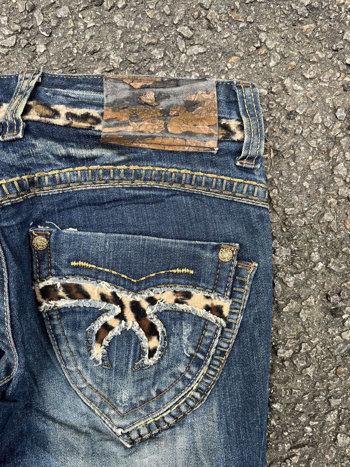 Hysteric Glamour Japanese Red Pepper Jeans Studded Leopard Fax Fur Denim Size 26" / US 2 / IT 38 - 12 Thumbnail