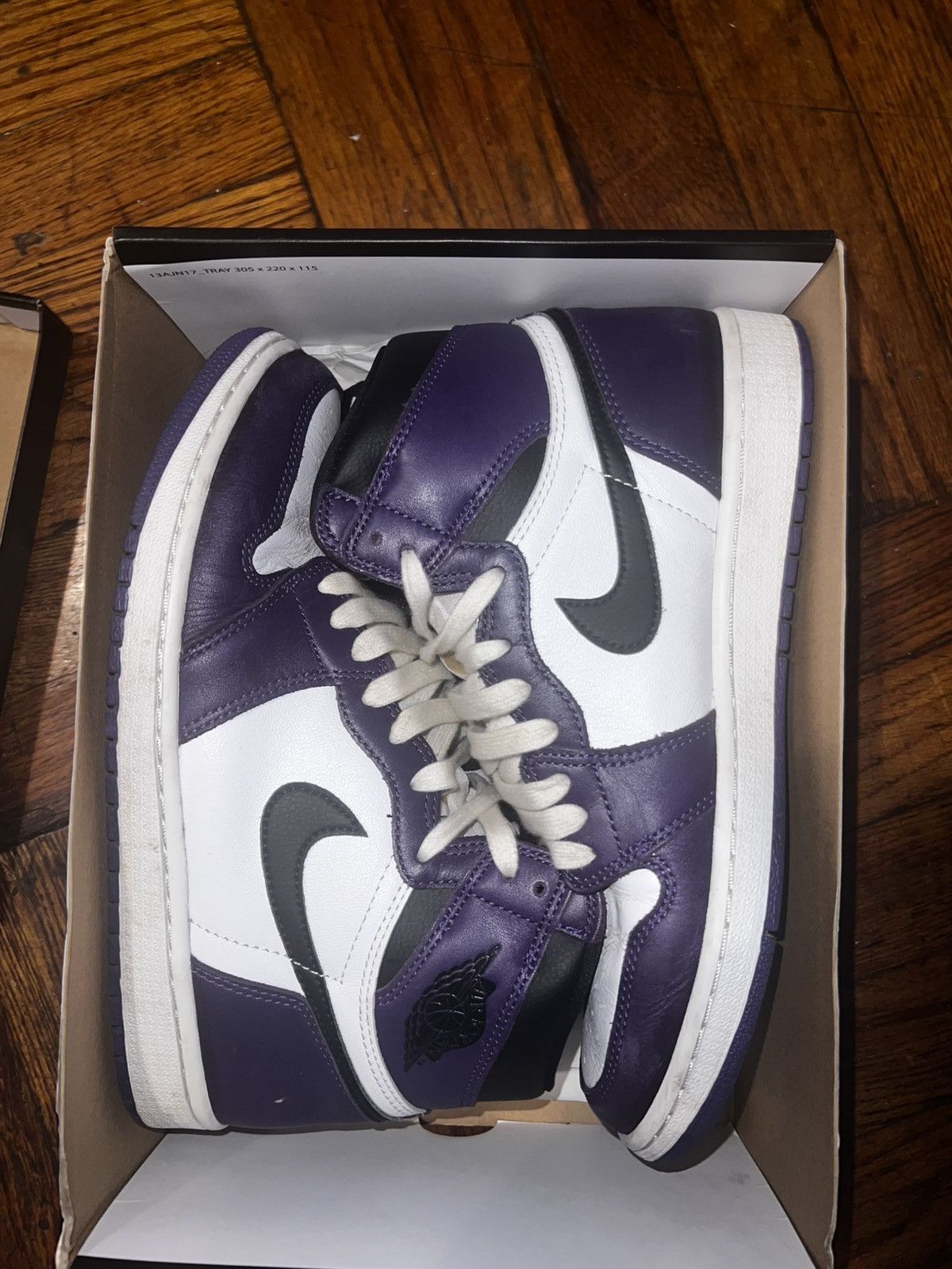 Jordan Brand Jordan 1 court purple Size US 9.5 / EU 42-43 - 1 Thumbnail