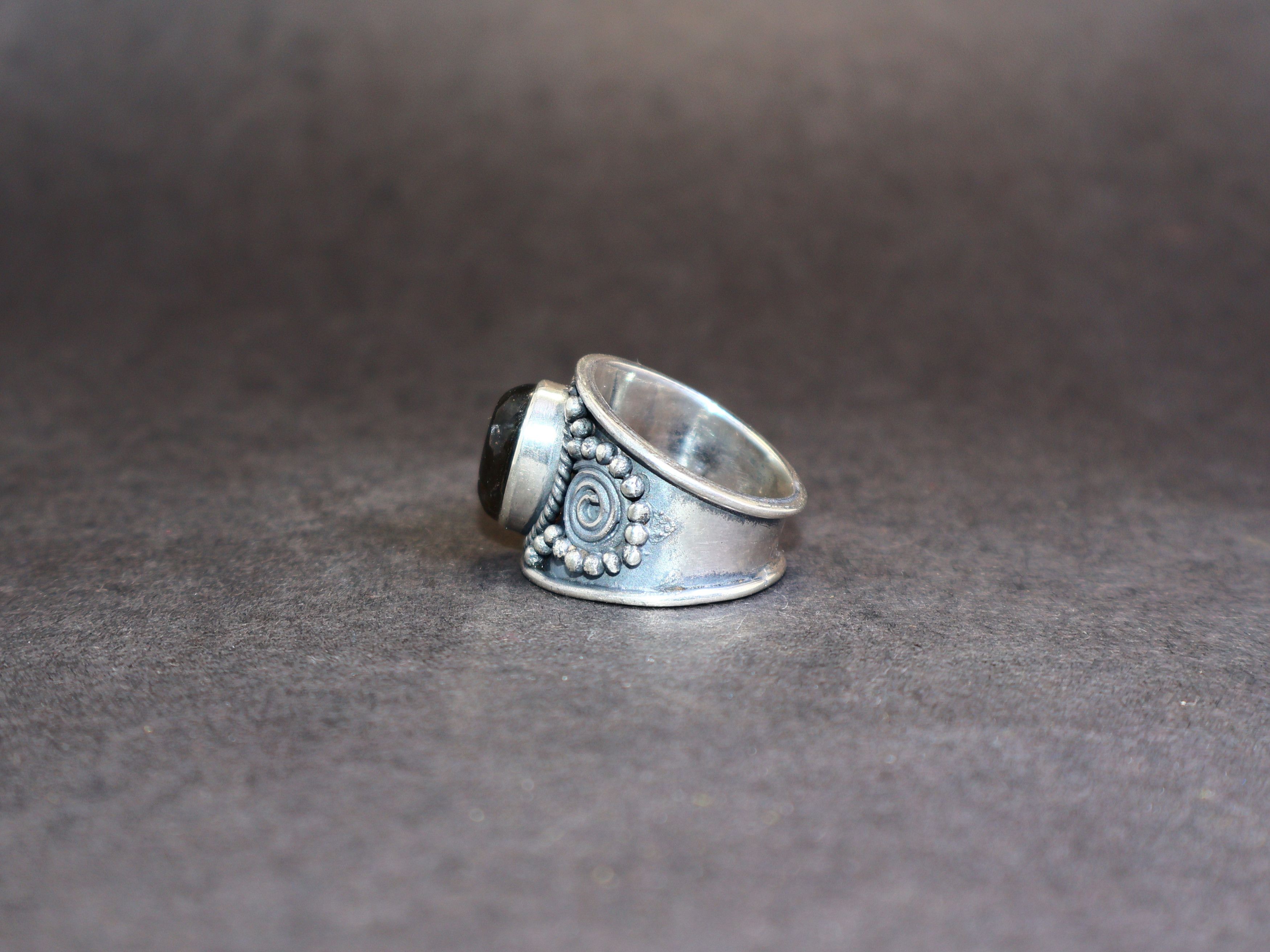 Handmade Labradorite Ring, Designer Band Sterling Silver Handmade, Size ONE SIZE - 4 Thumbnail
