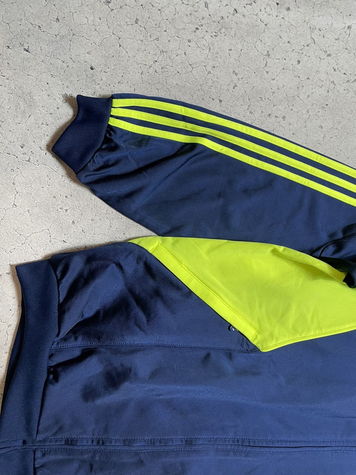 Adidas New Vintage Track Jacket Full Zip Adidas FC Ajax Amsterdam Size US L / EU 52-54 / 3 - 3 Thumbnail