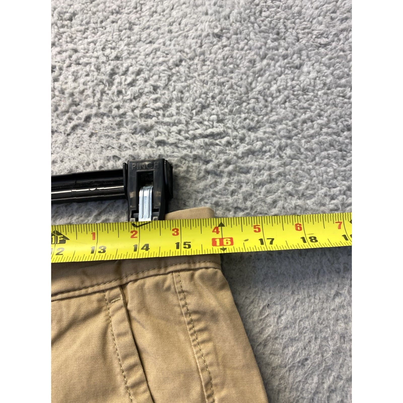 Gap VINTAGE Gap Men’s Shorts Casual Cotton Flat Front 31 Waist 9" Inseam Brown Size US 31 - 3 Thumbnail