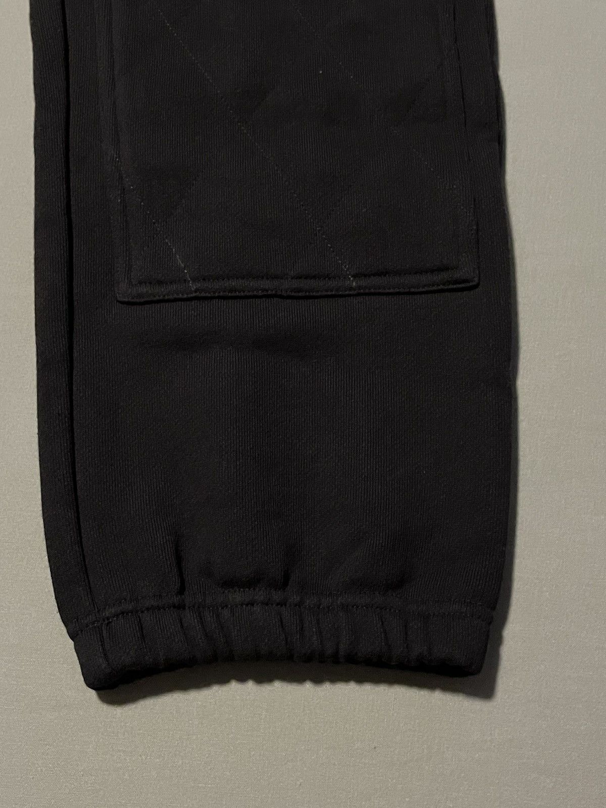 Undefeated Undefeated Quilted Panel Double Knee Sweatpants Brand New DS Size US 32 / EU 48 - 3 Thumbnail