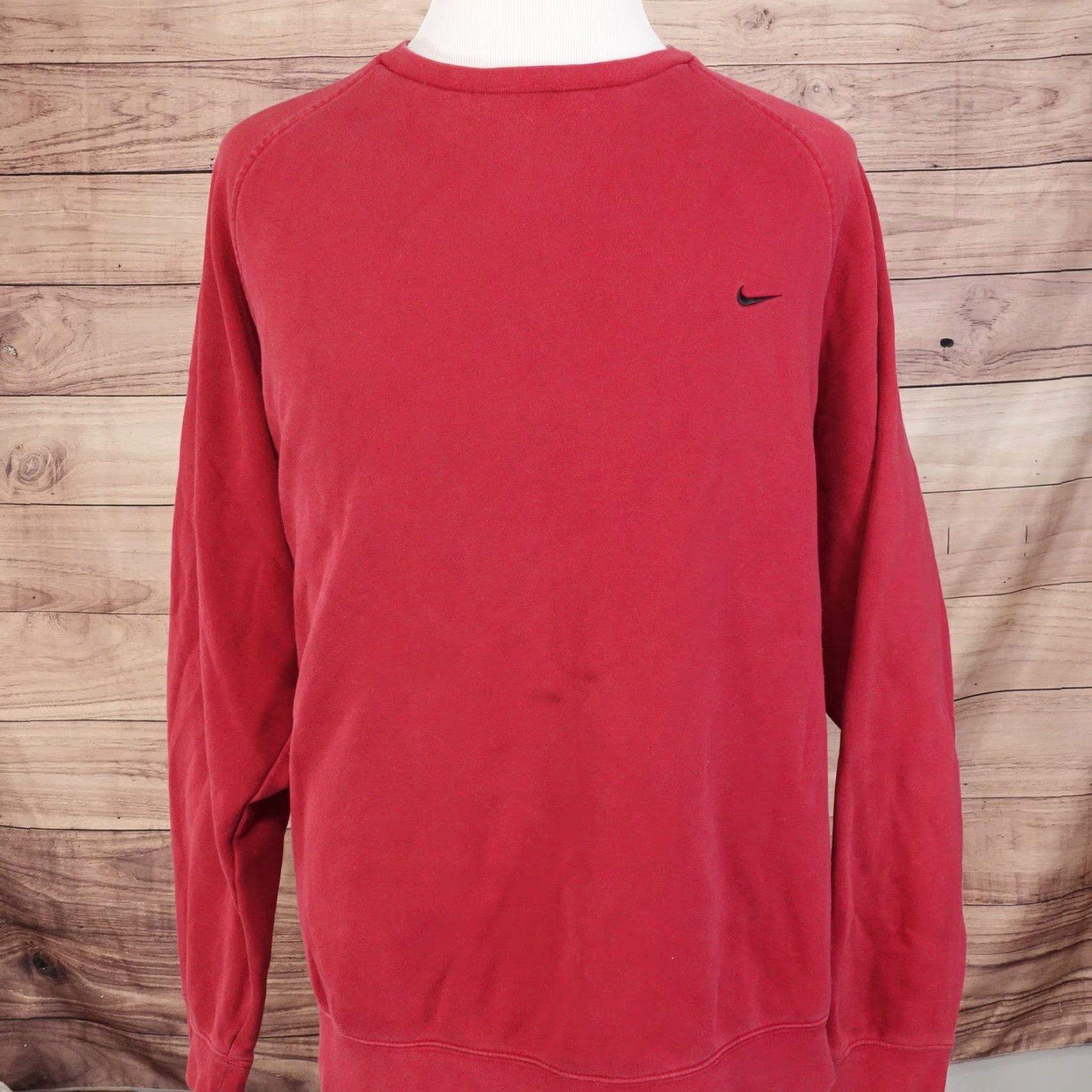 Nike VINTAGE Nike Sweatshirt Men 2XL Red Crew Neck Pullover Cotton Blend 90s Size US XXL / EU 58 / 5 - 3 Thumbnail