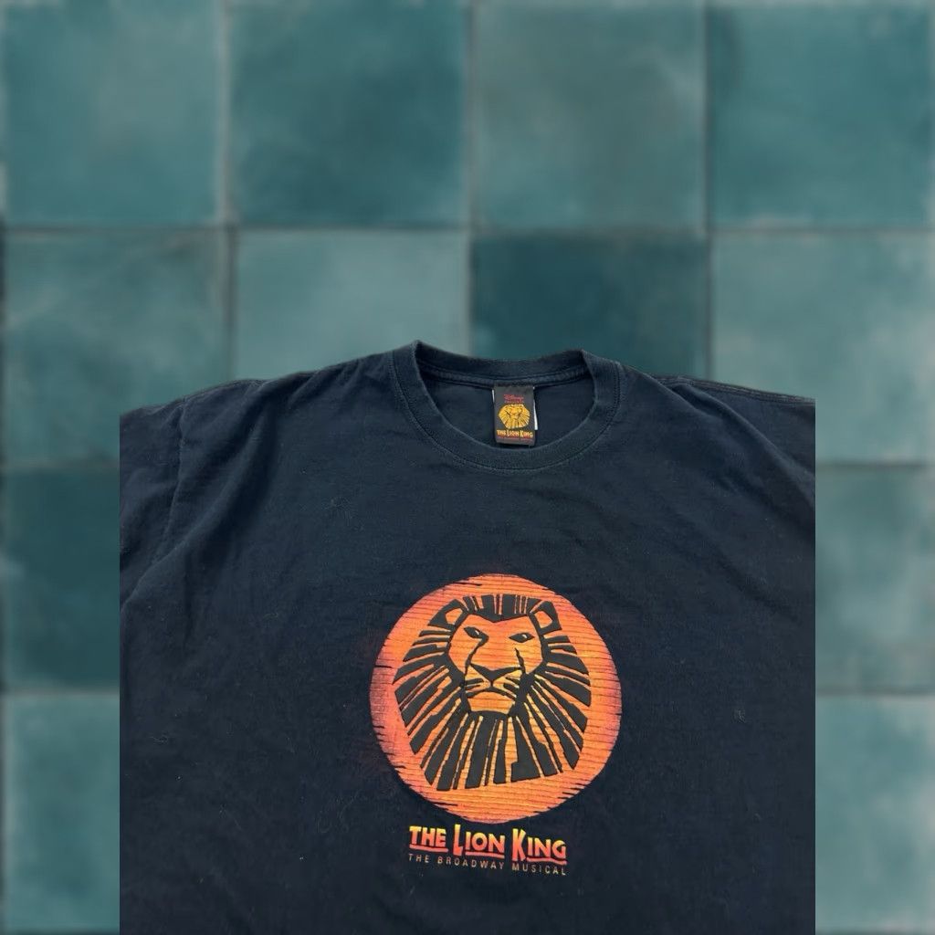 Disney The Lion King Shirt Adult XL Broadway Musical Pullover Crew Neck Short Sleeve Size US XL / EU 56 / 4 - 1 Thumbnail