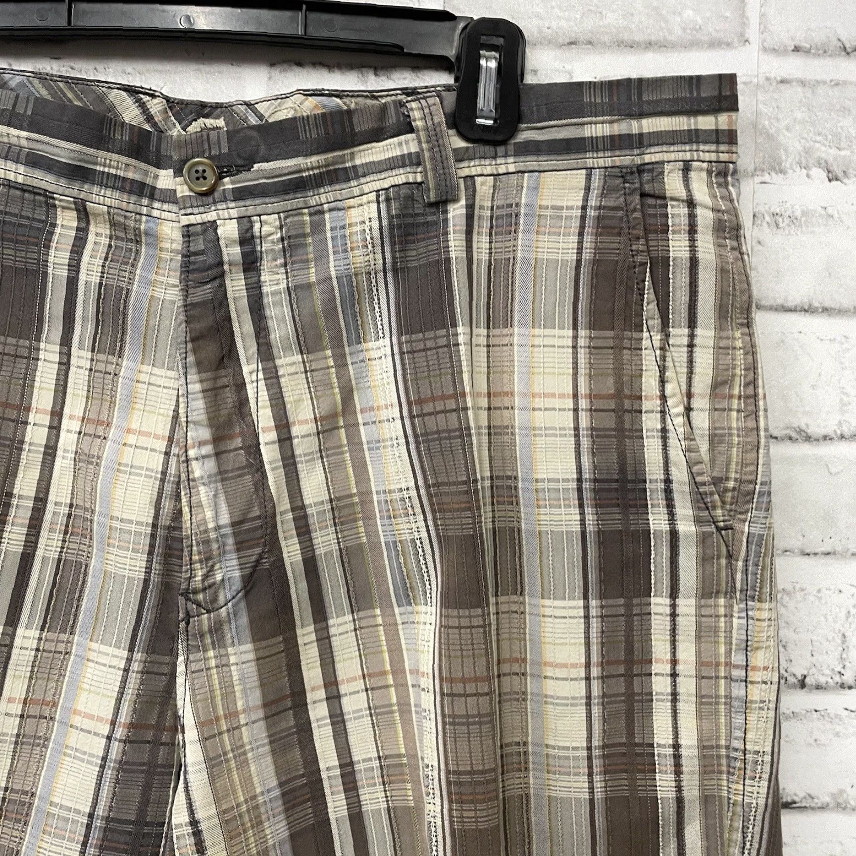 Tommy Bahama Tommy Bahama Shorts Adult 38 Plaid Cotton Blend Multicolor Casual Chino Mens Size US 38 / EU 54 - 2 Thumbnail