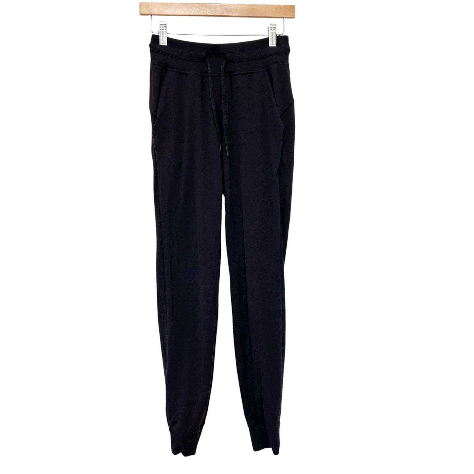 Lululemon Lululemon Black Joggers Sz S Size 27" / US 4 / IT 40 - 1 Thumbnail