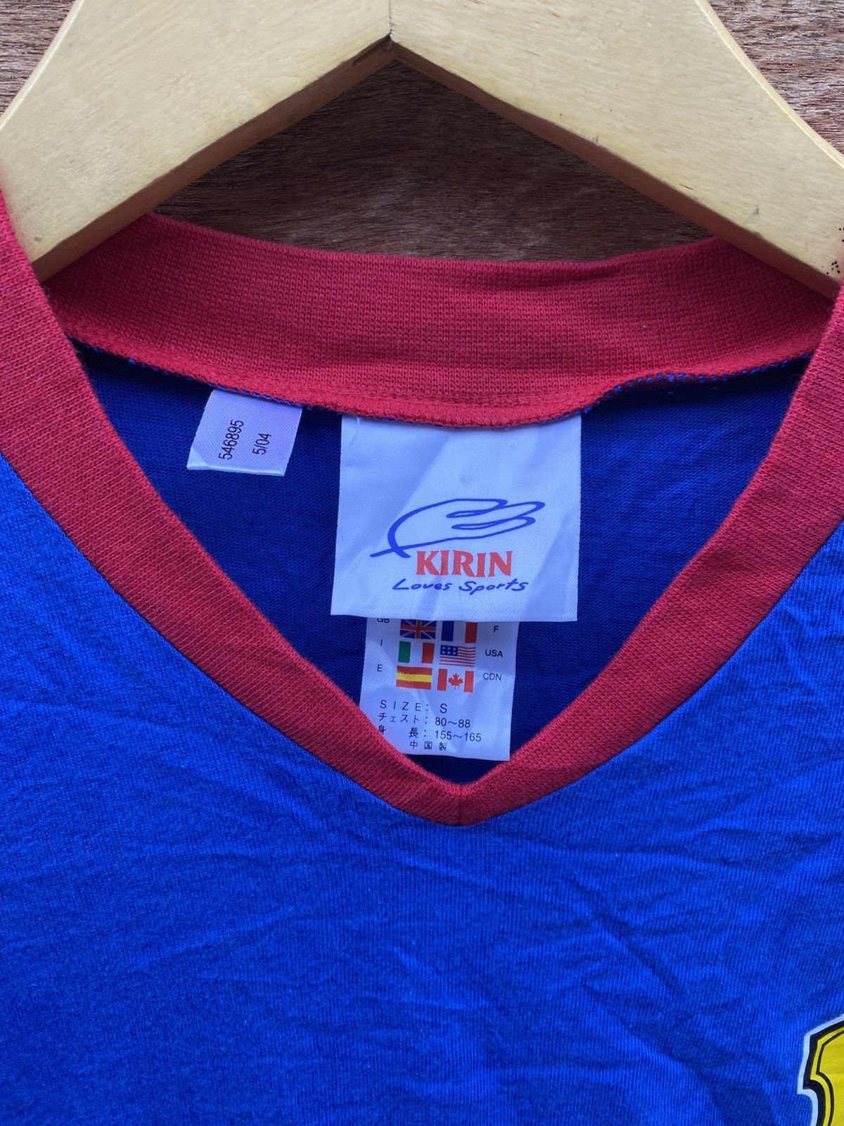 Adidas 2000s Vintage adidas kirin japan vneck tshirt Size US L / EU 52-54 / 3 - 3 Thumbnail