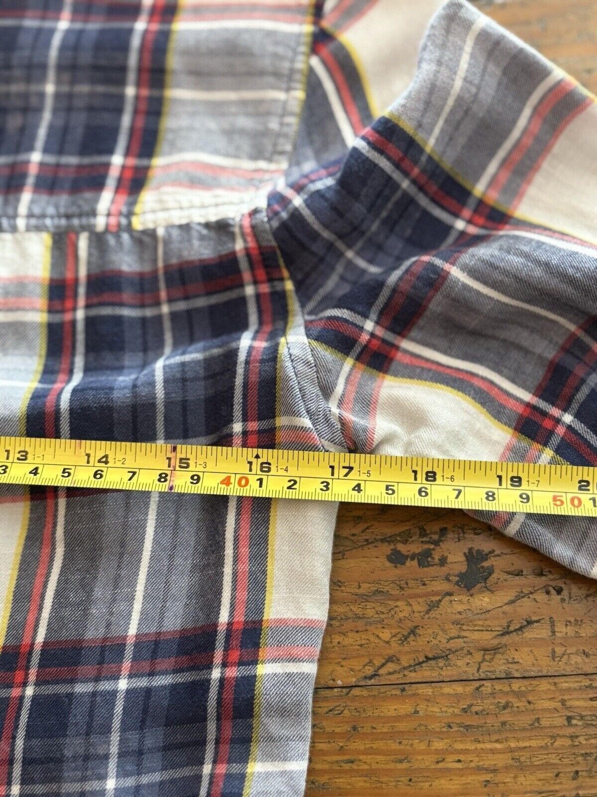 American Eagle Outfitters American Eagle Boyfriend Small Plaid Button Up Size S / US 4 / IT 40 - 4 Thumbnail
