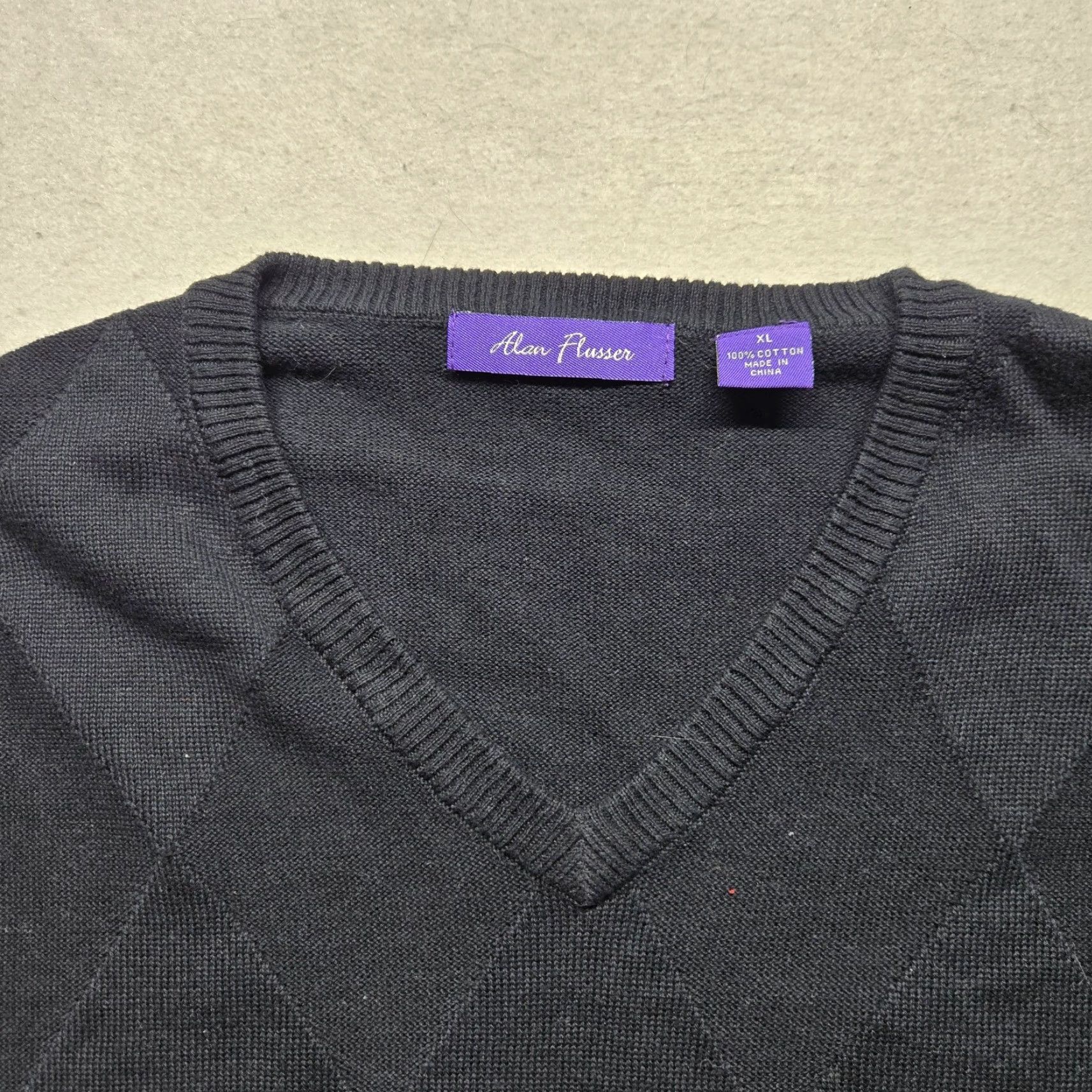 Vintage Alan Flusser Golf Black Argyle Sleeveless Vest V-Neck Pullover Sweater XL Men Size US XL / EU 56 / 4 - 2 Thumbnail