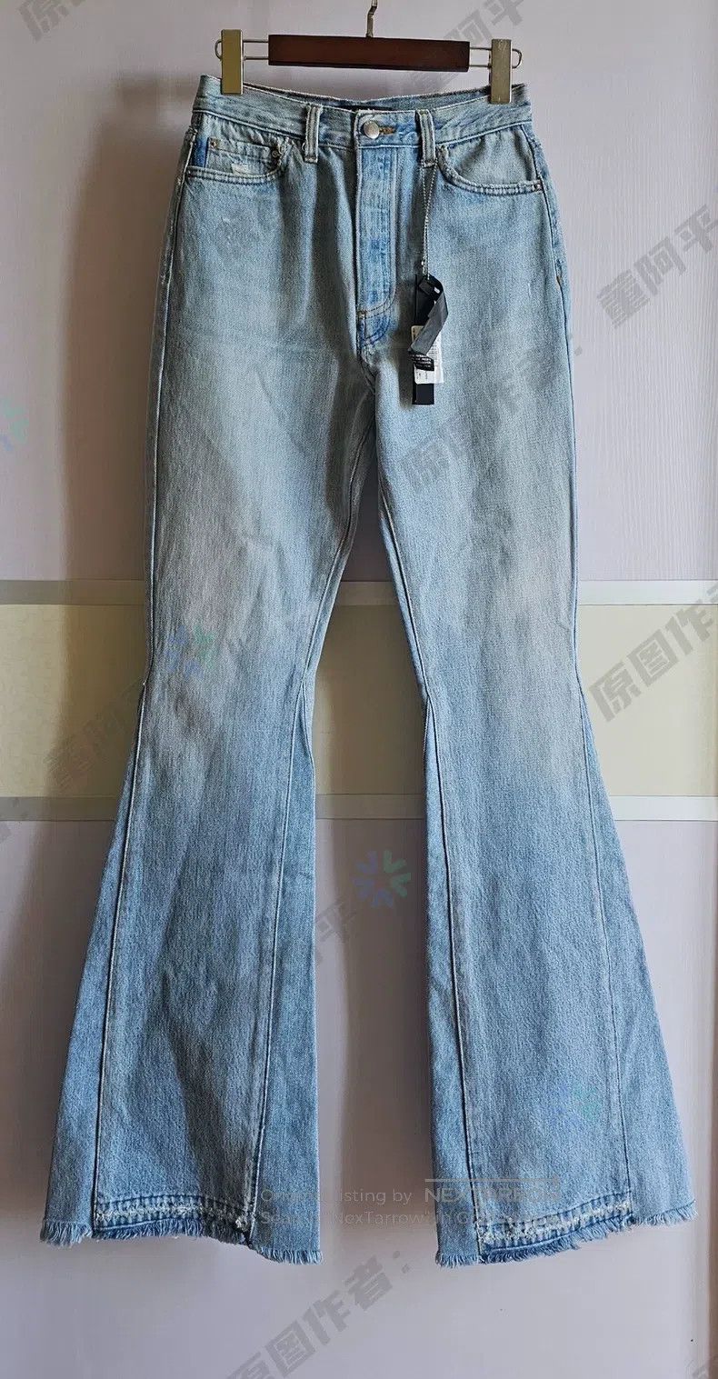 Amiri Amiri Denim Jeans Flared Pants Size 30" / US 8 / IT 44 - 1 Thumbnail