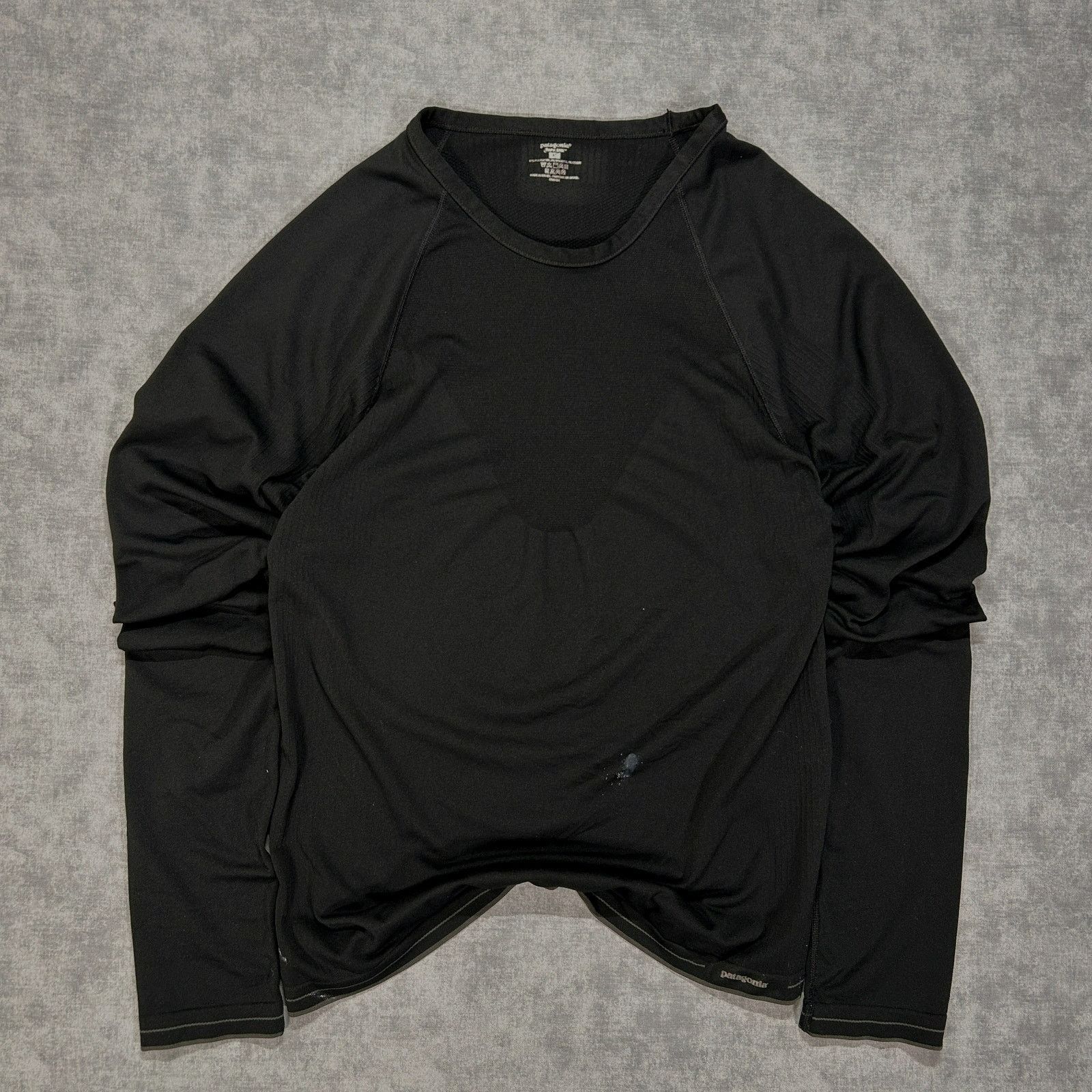 Patagonia Patagonia Capilene midweight base layer long sleeve mens XL Size US XL / EU 56 / 4 - 1 Thumbnail