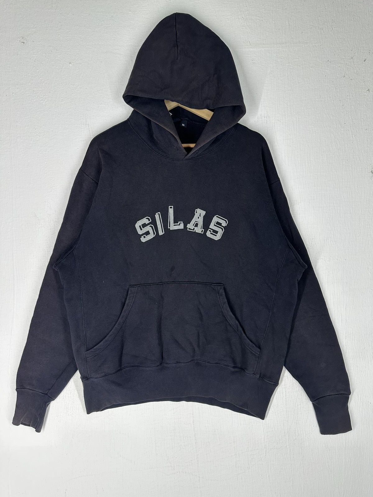 Silas Vintage Silas Spellout Box Logo Hoodie Sweatshirt Size US L / EU 52-54 / 3 - 1 Thumbnail