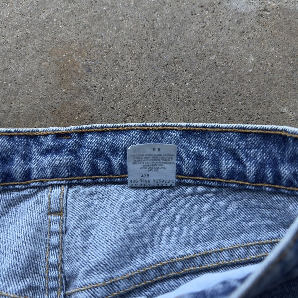 Vintage Levi's 562 Baggy Wide Denim Skater Jeans ERD Grunge Chrome Size US 27 - 6 Thumbnail