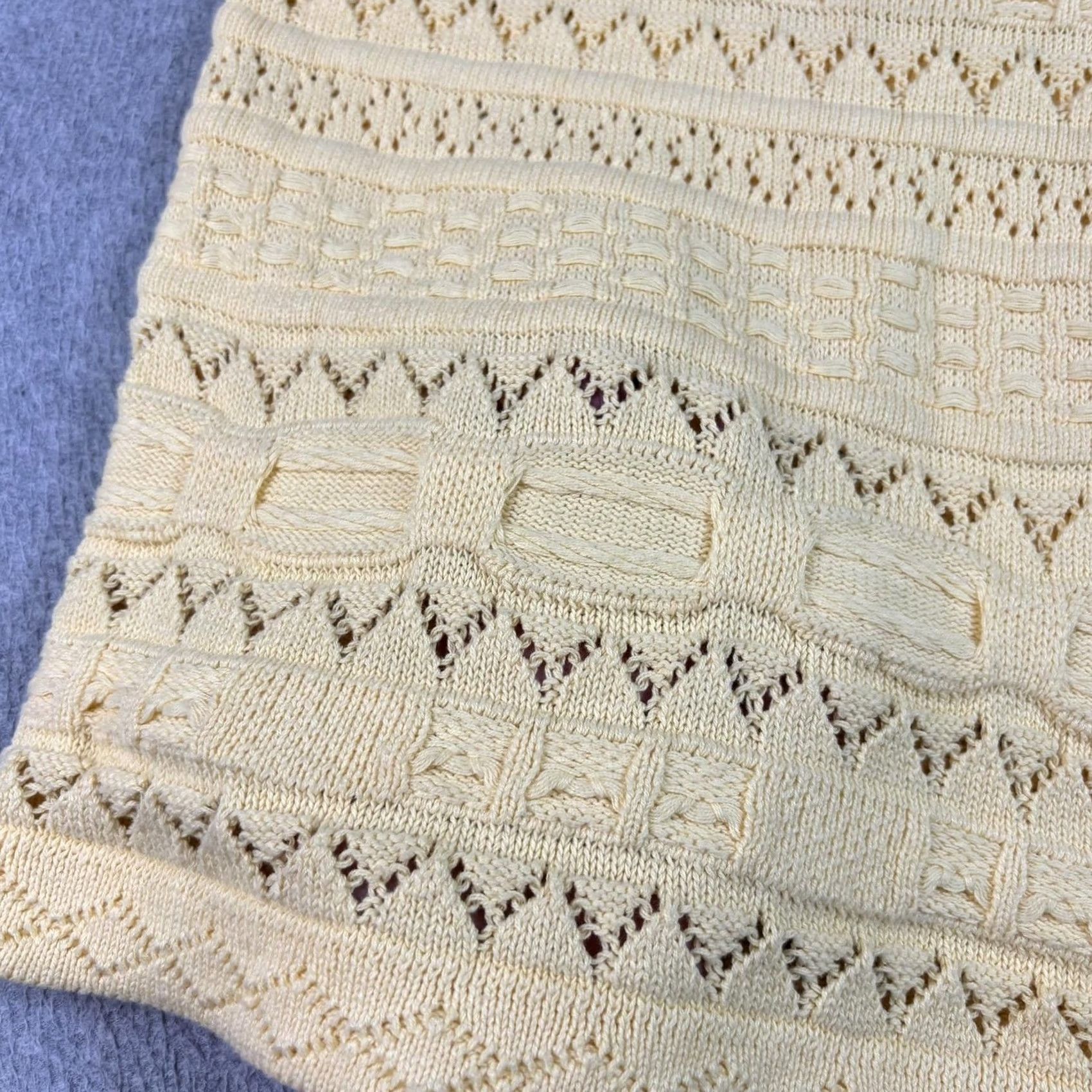 Neiman Marcus VINTAGE Neiman Marcus Sweater Women L Yellow Open-Knit Short Sleeve Lightweight 90s Casual Womens Size L / US 10 / IT 46 - 7 Thumbnail