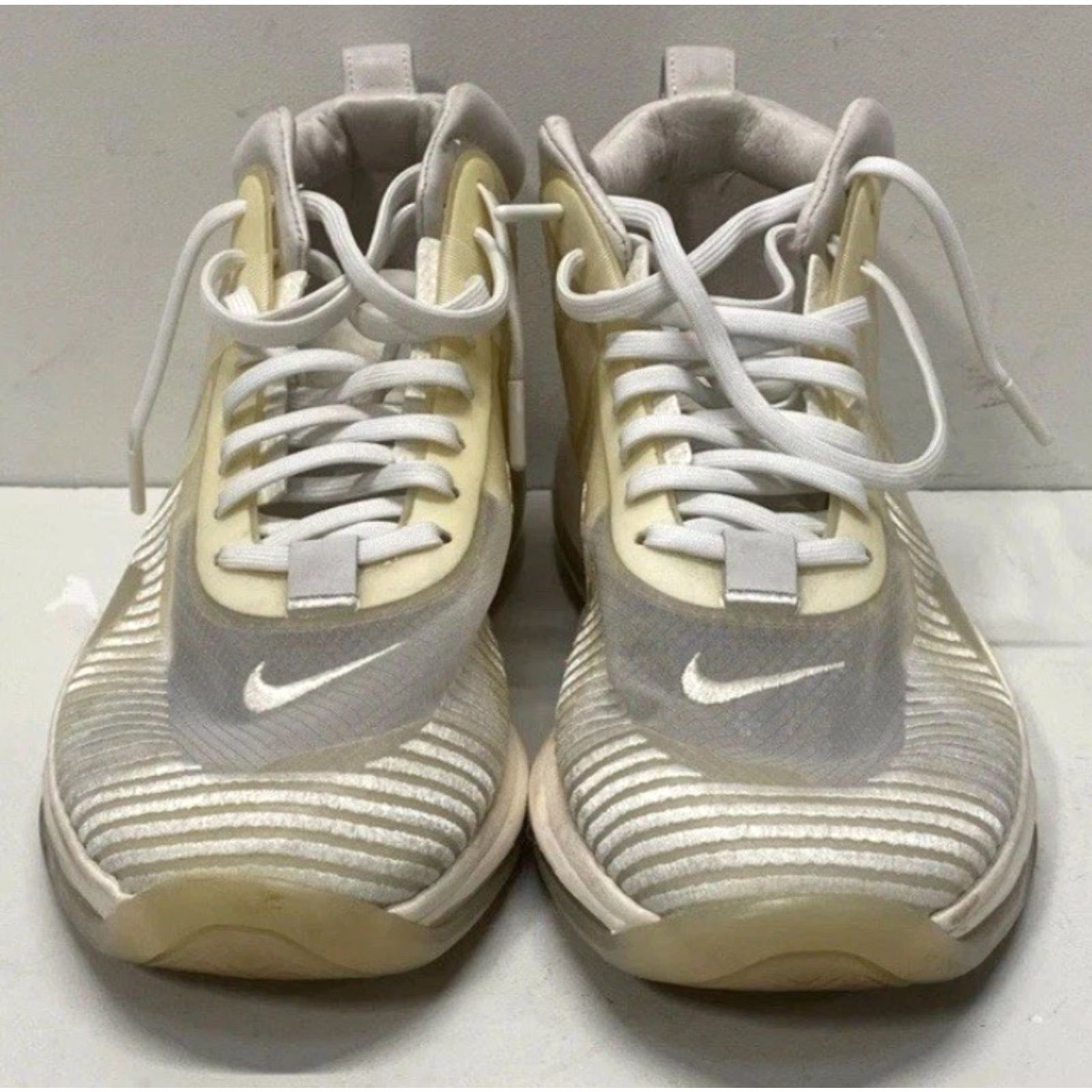 Nike VINTAGE Nike Men LeBron Icon x JohnElliott Clear Parachute Beige Sneakers AQ0114-200 Size 11 Size US 11 / EU 44 - 2 Thumbnail