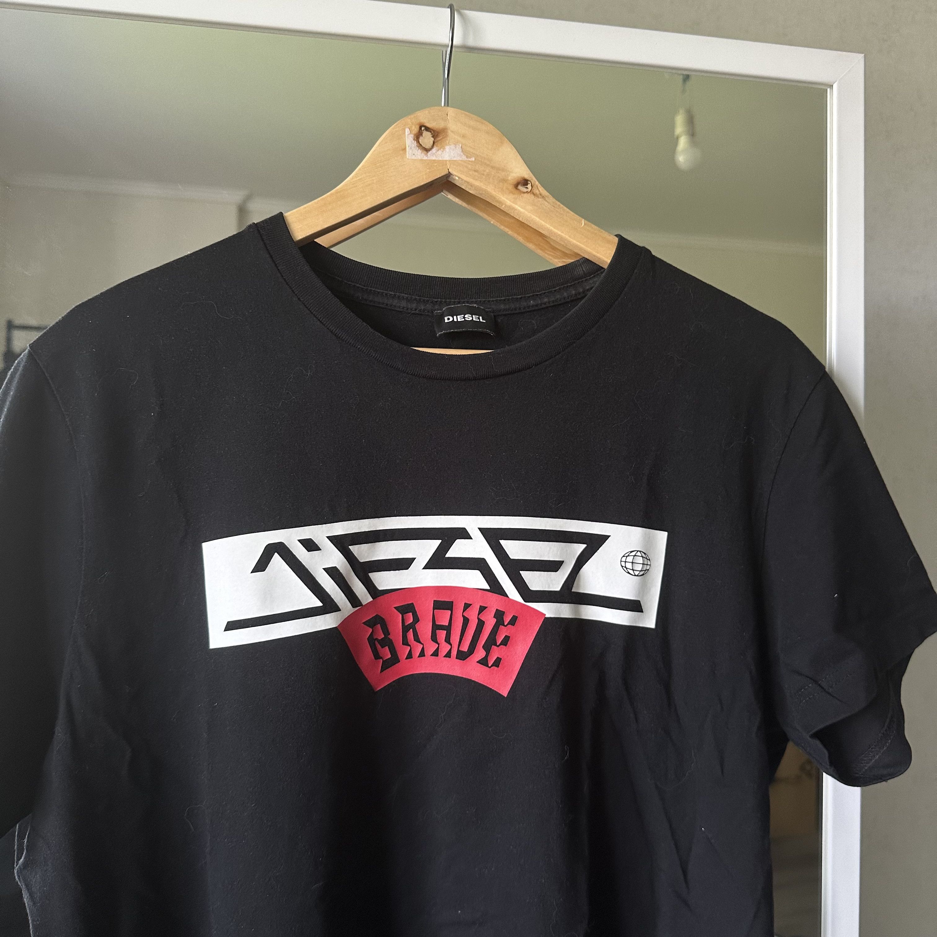 Diesel Diesel Brave Big Center Logo Black Avant Garde T Shirt Size US L / EU 52-54 / 3 - 3 Thumbnail