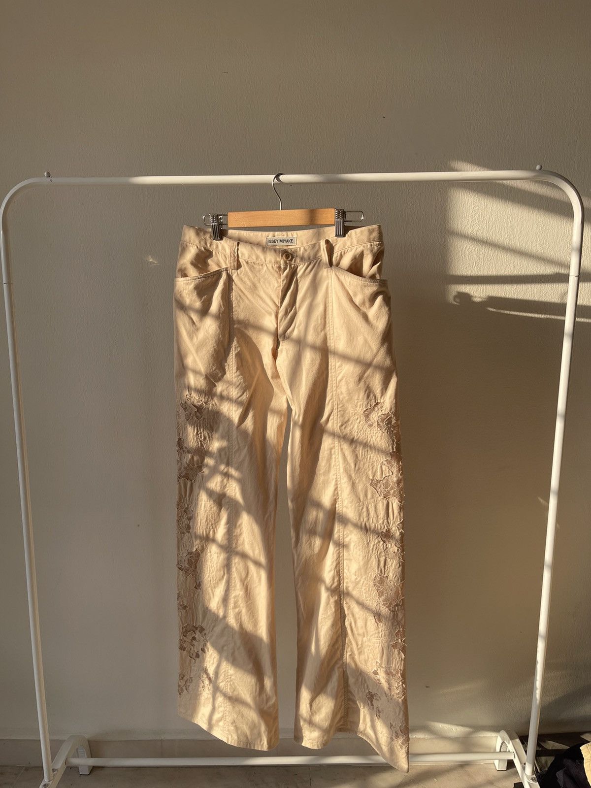 Issey Miyake × Pleats Please Issey Miyake 2003 Issey Miyake Naoki Takizawa Flare Pants Size US 30 / EU 46 - 4 Thumbnail