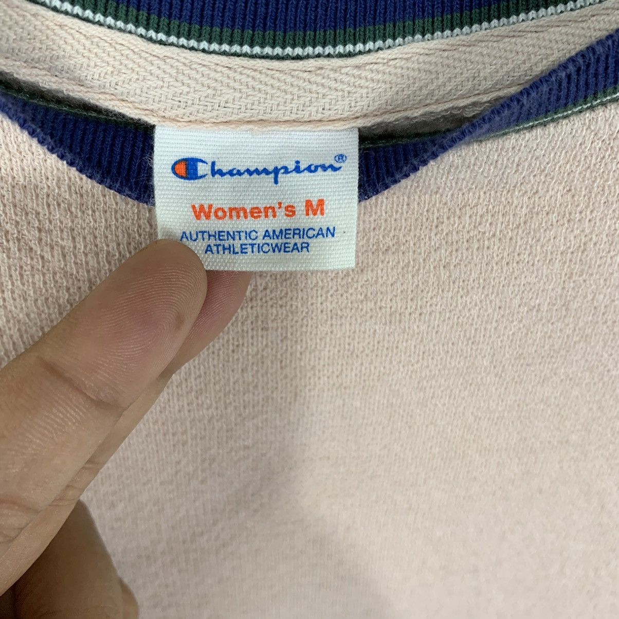 Champion × Vintage Vintage Women Champion Sweatshirt Size M / US 6-8 / IT 42-44 - 6 Thumbnail