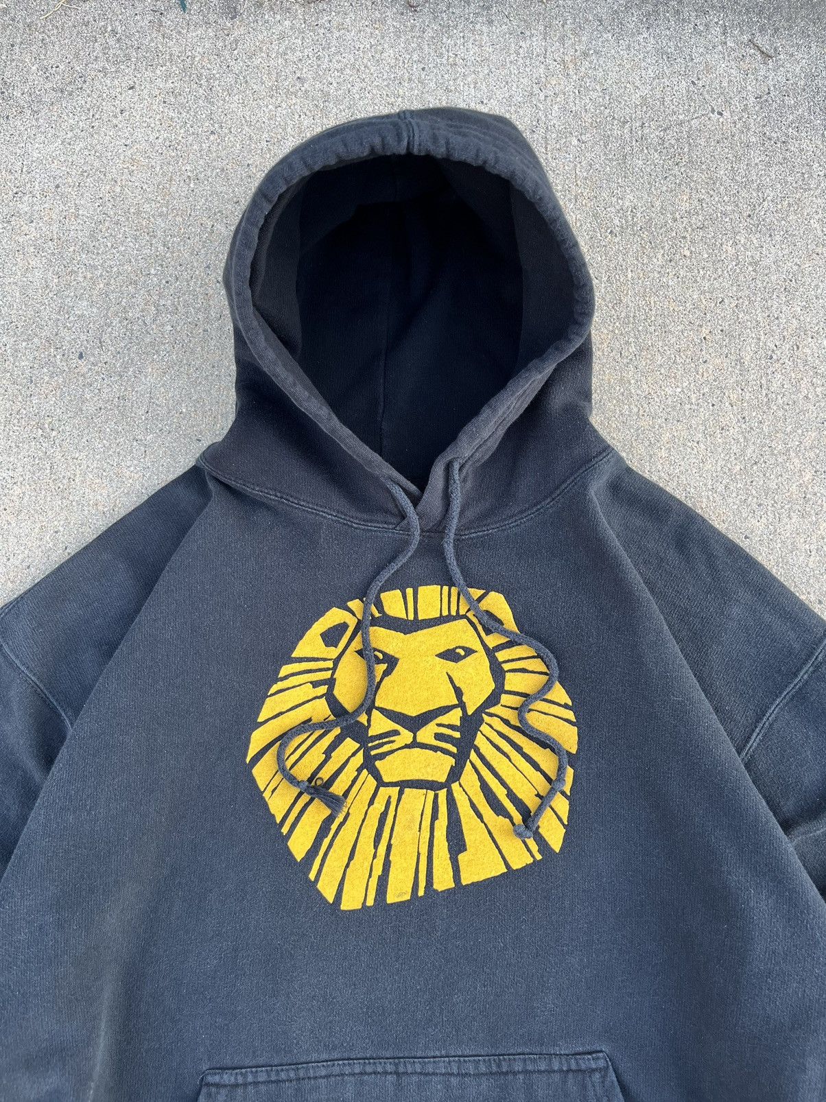 Disney Vintage 00’s The Lion King Musical Disney Presents Hoodie Size US XL / EU 56 / 4 - 3 Thumbnail