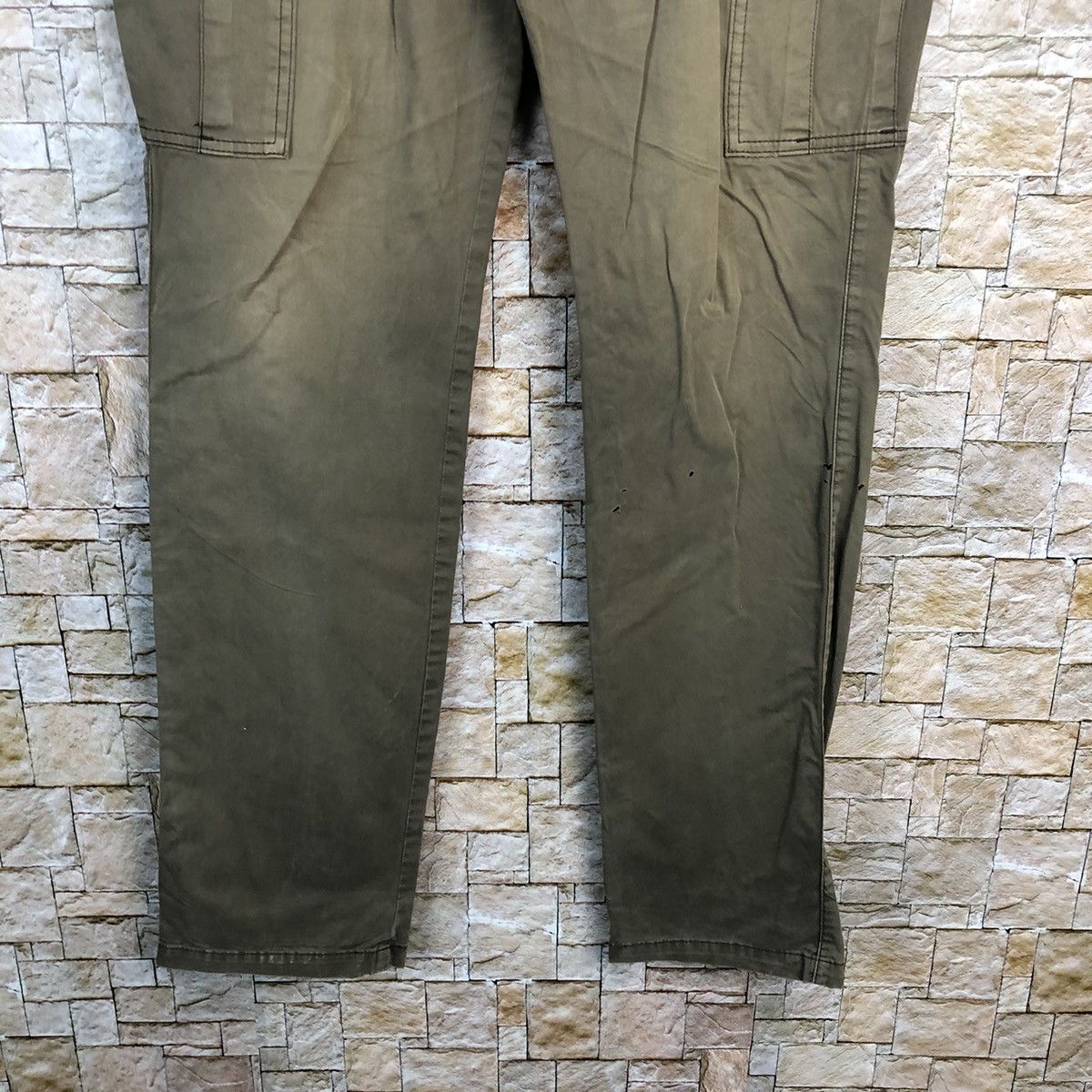 Japanese Brand × Uniqlo Uniqlo Brown Cargo Multipocket Pants #A430 Size US 31 - 7 Thumbnail