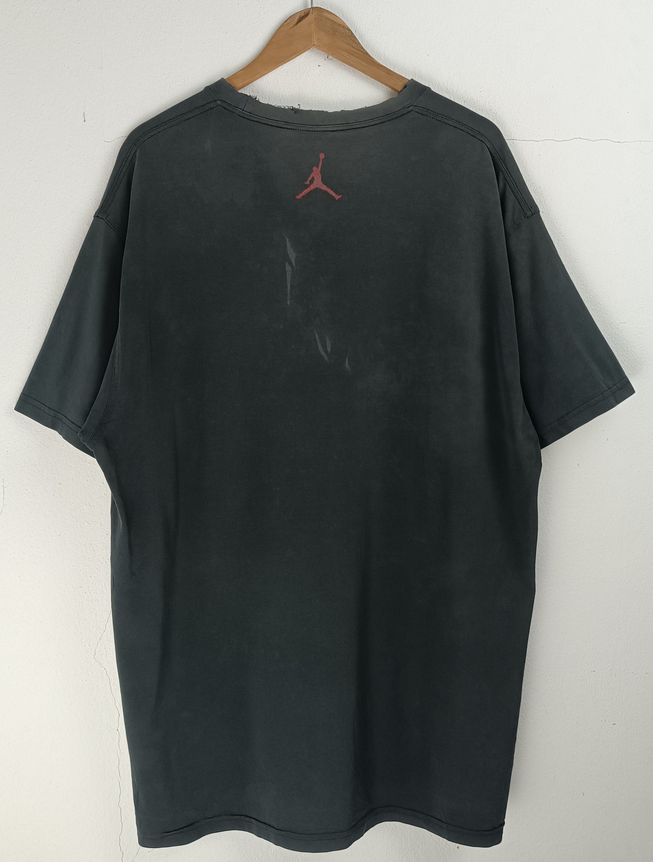 Jordan Brand THRASHED FADED VINTAGE Y2K JORDAN TEE 4G INTHEATTIC LGB Size US XL / EU 56 / 4 - 4 Thumbnail