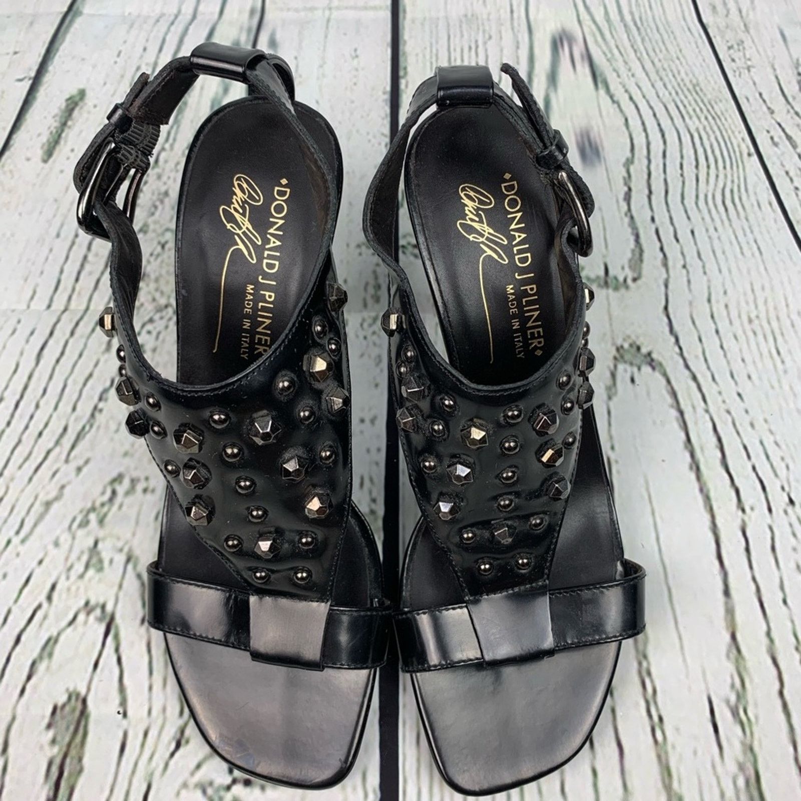 Donald Pliner Donald Pliner Nekita Sandal Black Patent Size 6 M Size US 6 / IT 36 - 6 Thumbnail