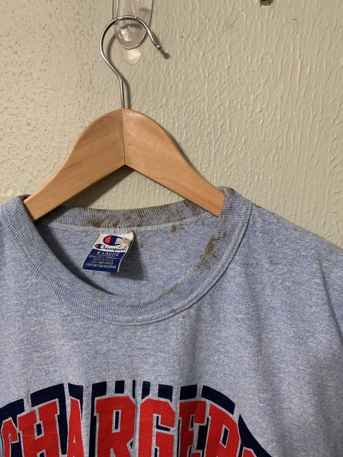 Champion × Vintage Vintage 1990s Champion Arc Logo Chargers T-Shirt Size US XL / EU 56 / 4 - 1 Thumbnail