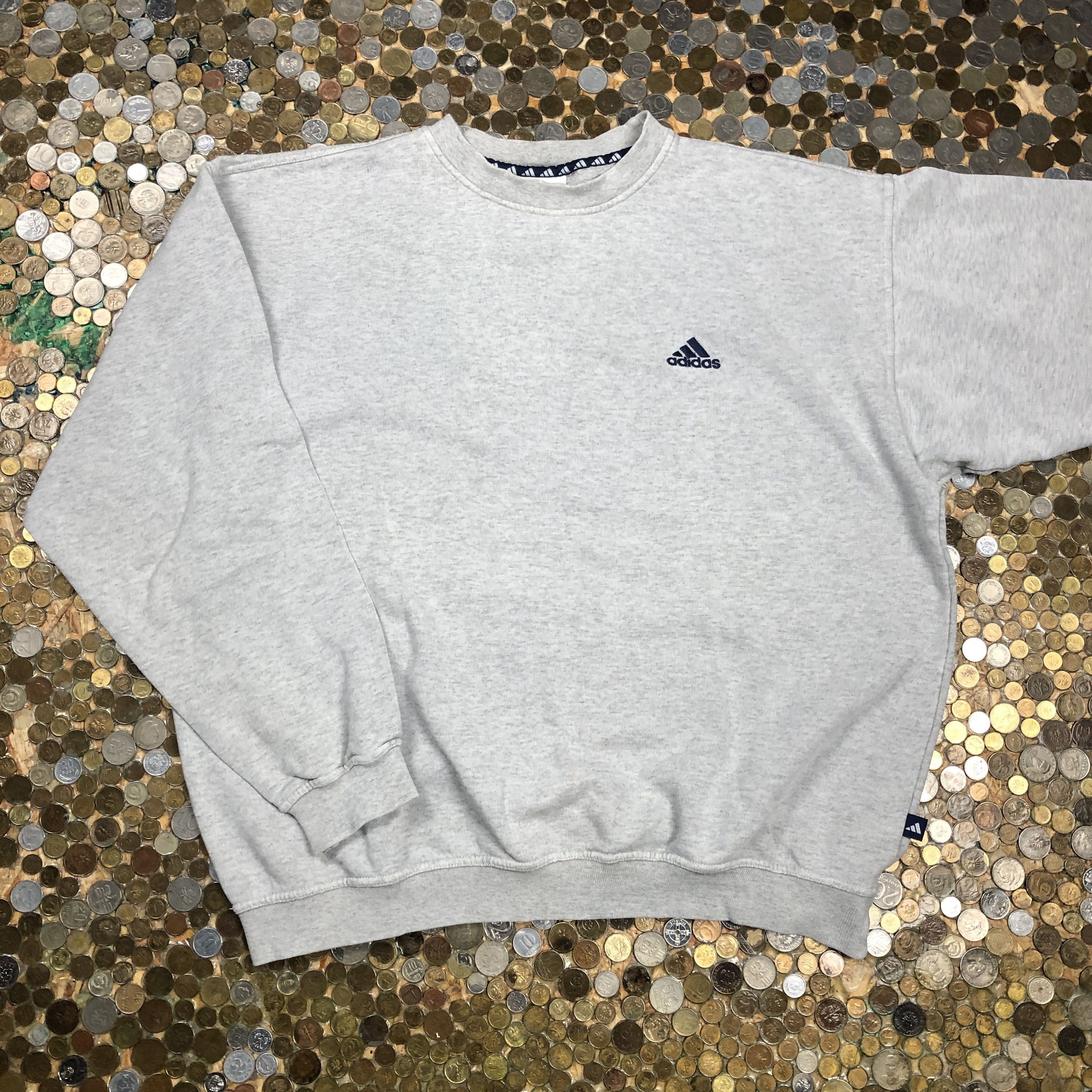 Adidas Adidas Vintage Crewneck mini logo 90' Size US M / EU 48-50 / 2 - 1 Thumbnail