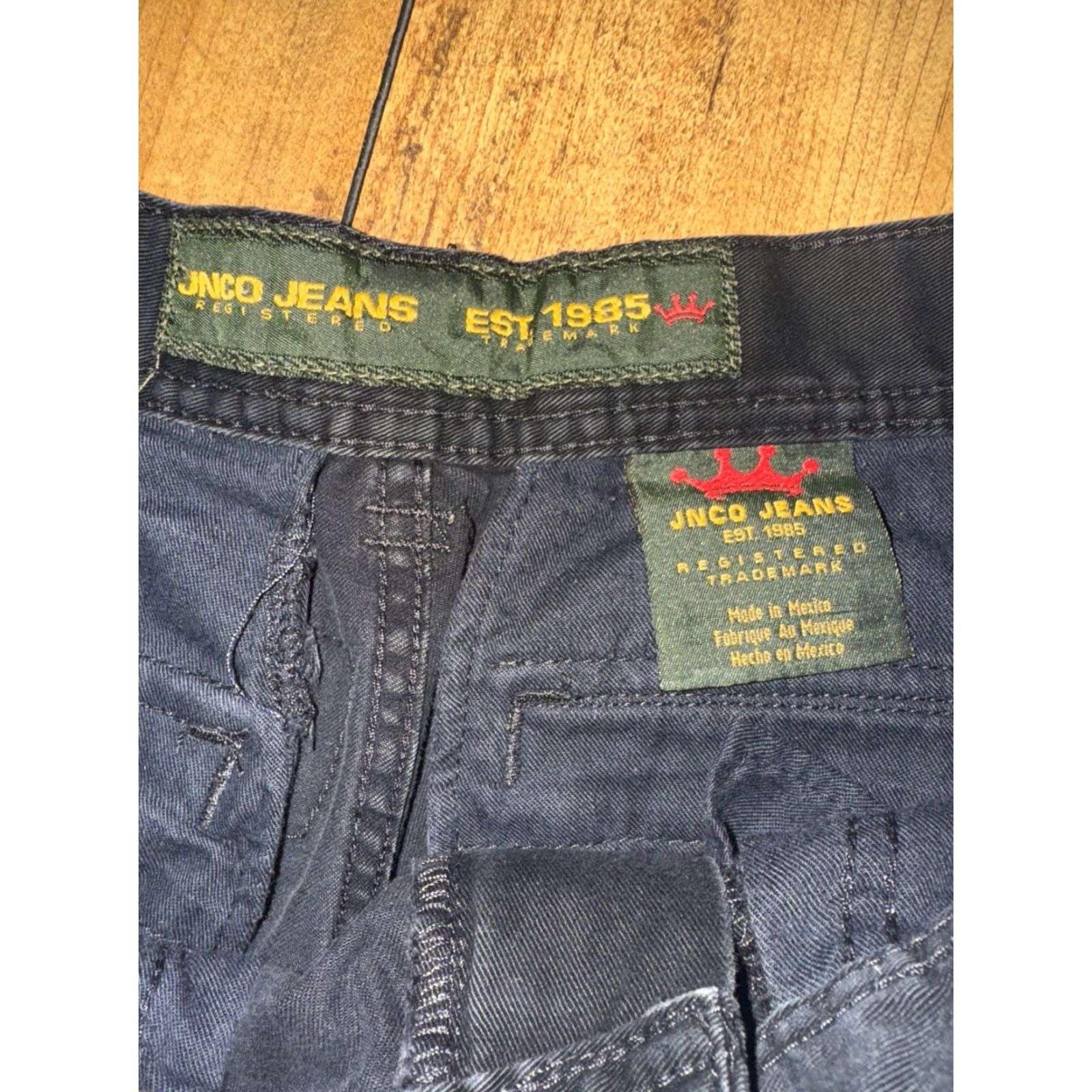 JNCO VINTAGE JNCO Cargo Shorts Black 30 Mens 90s Y2K Skater Workwear Baggy Embroidery Crown Logo Pockets Size US 30 / EU 46 - 5 Thumbnail