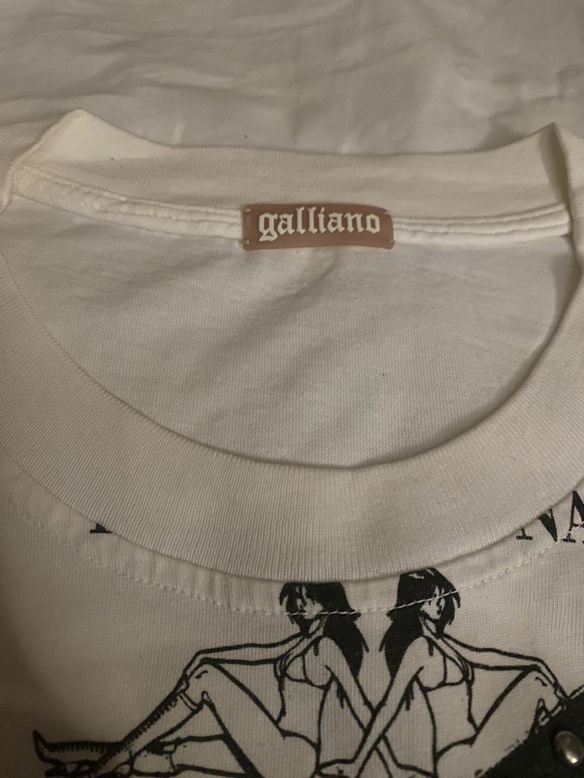 John Galliano John Galliano Iconic Newspaper Fullprint T Shirt Size US XL / EU 56 / 4 - 5 Thumbnail
