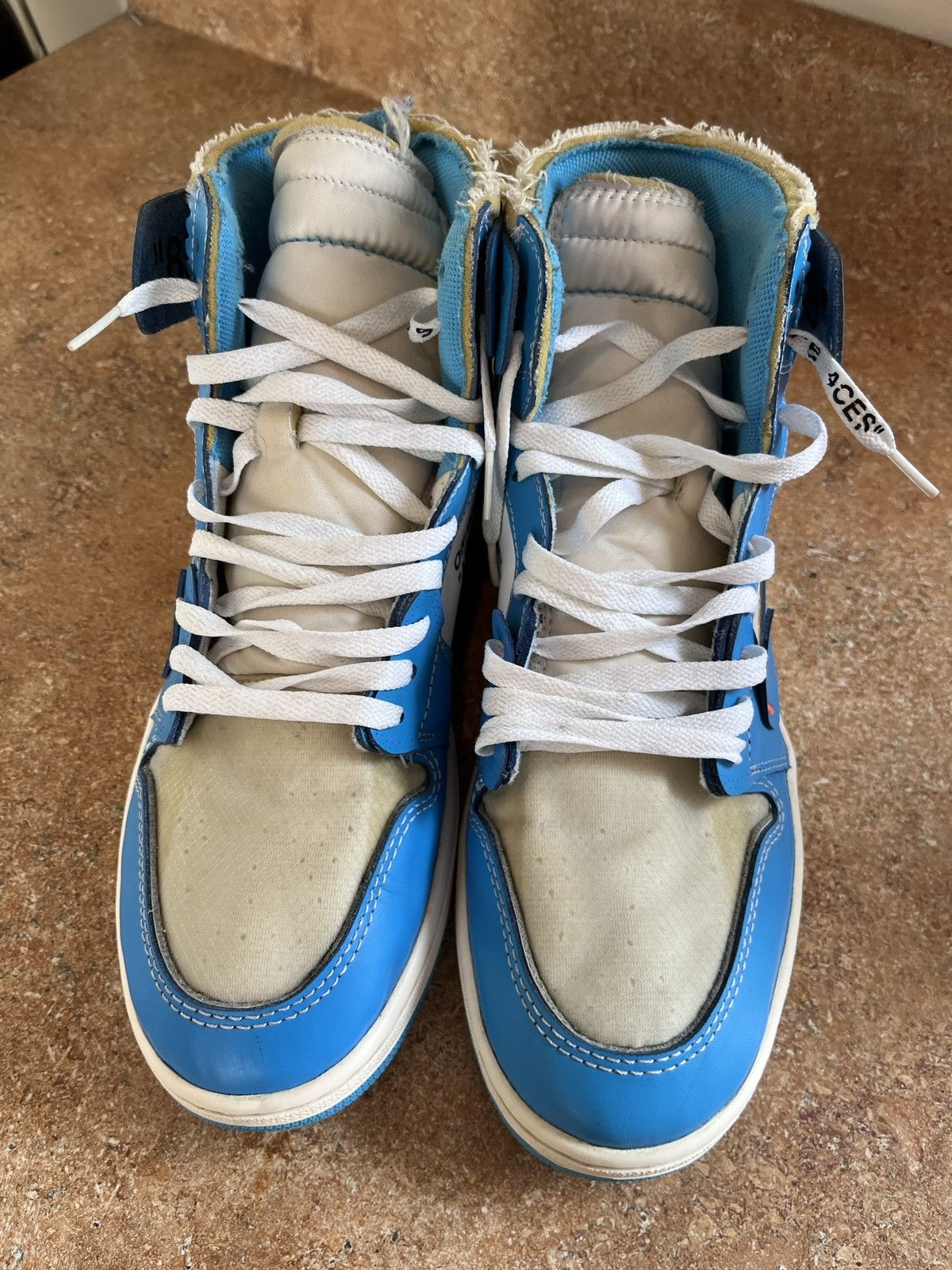 Jordan Brand × Off-White AIR JORDAN 1 x OFF WHITE UNC Size US 12 / EU 45 - 2 Thumbnail