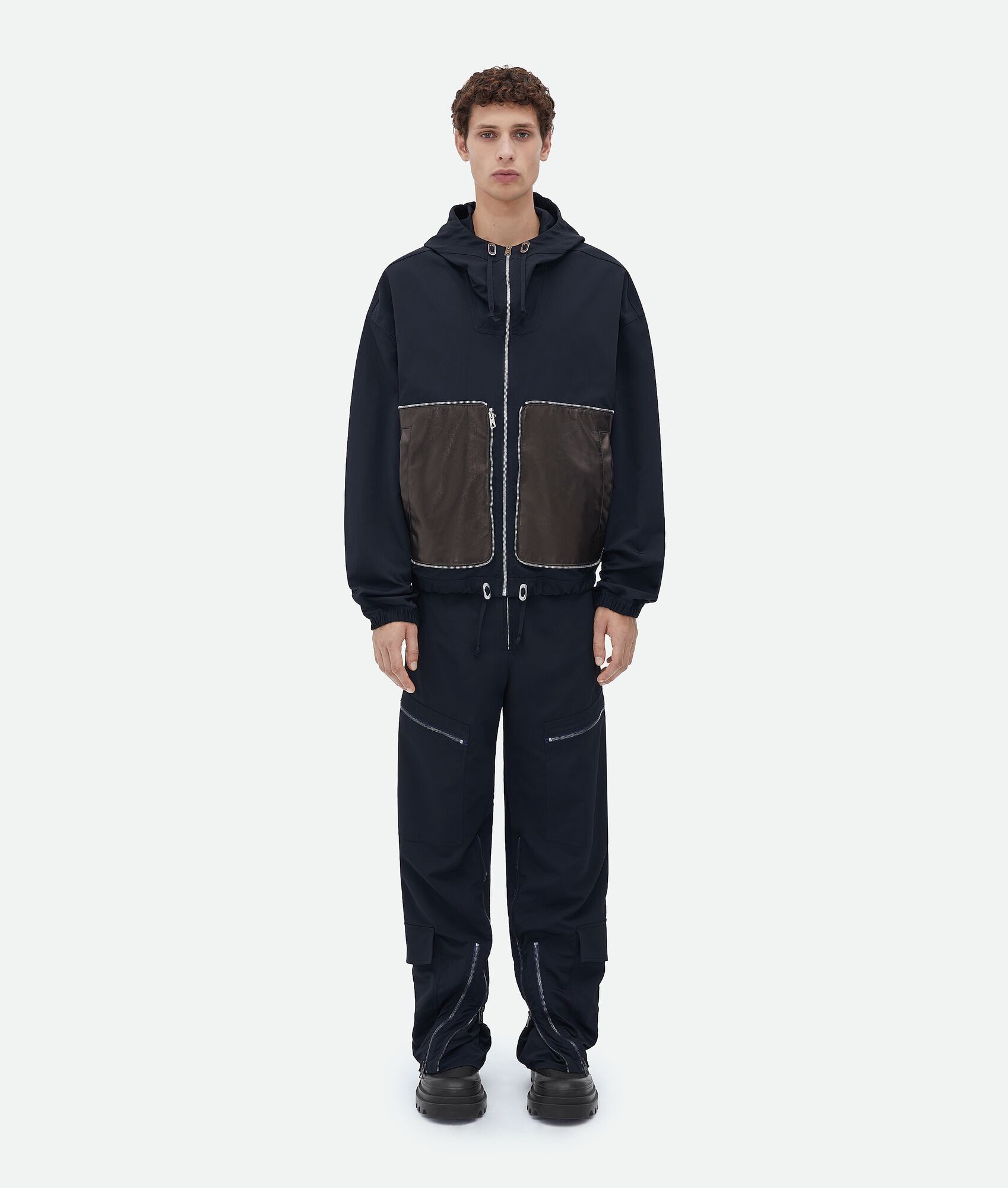 Bottega Veneta o1n1vont1224 Packable Nylon Jacket in Midnight Blue/Brown Size US S / EU 44-46 / 1 - 1 Thumbnail
