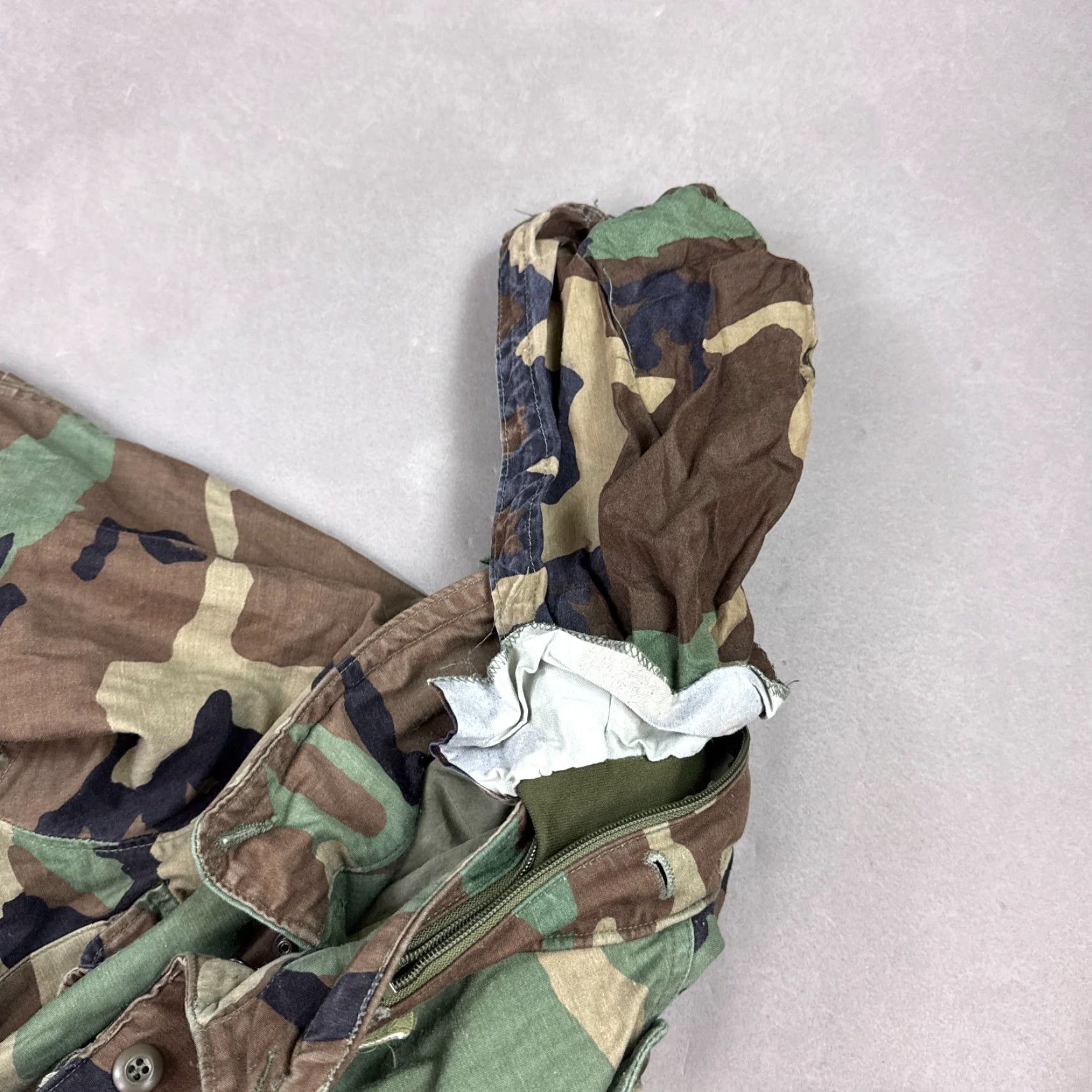 Vintage VINTAGE US ARMY JACKET Men M65 Coat Camouflage Green 80s Cold Weather Hooded Full Zip Lined Insulated Pockets All Seasons Regular Size M 44 in Mens Size US M / EU 48-50 / 2 - 5 Thumbnail