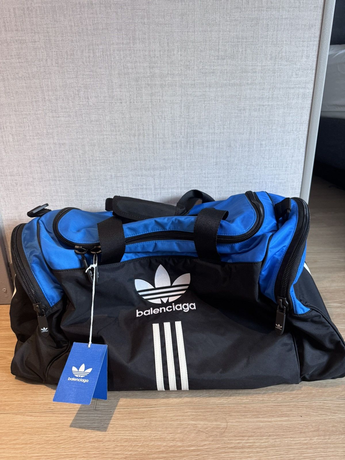Adidas × Balenciaga Balenciaga Adidas Gym Duffle Bag Blue Size ONE SIZE - 1 Thumbnail