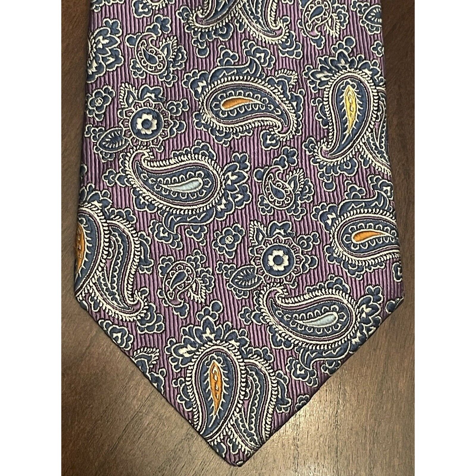 Jos. A. Bank Jos. A. Bank Purple Blue Pink Hand Made Silk Made In China Size ONE SIZE - 1 Thumbnail