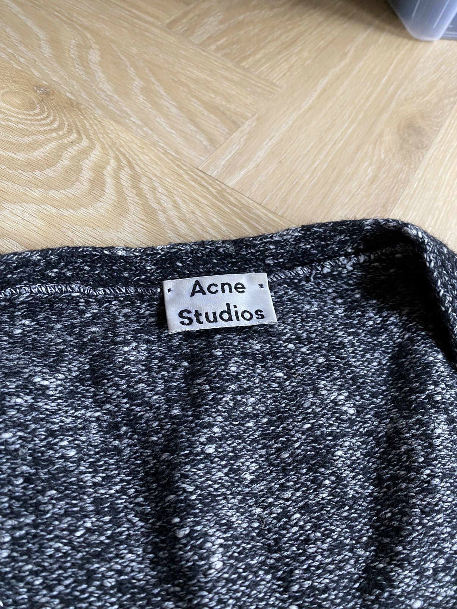 Acne Studios 50/L - $580 - Black Nevida Cardigan - Made in Italy Size US L / EU 52-54 / 3 - 22 Thumbnail