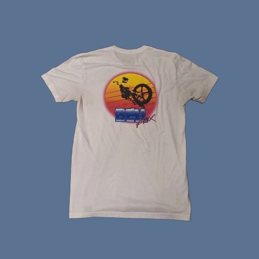 Bell VTG Bell Helmets Dirt Bike Racing MOTO X Motorcycle Shirt Unisex Adults M White Short Sleeve T-Shirt Mens Boys Size US M / EU 48-50 / 2 - 1 Thumbnail