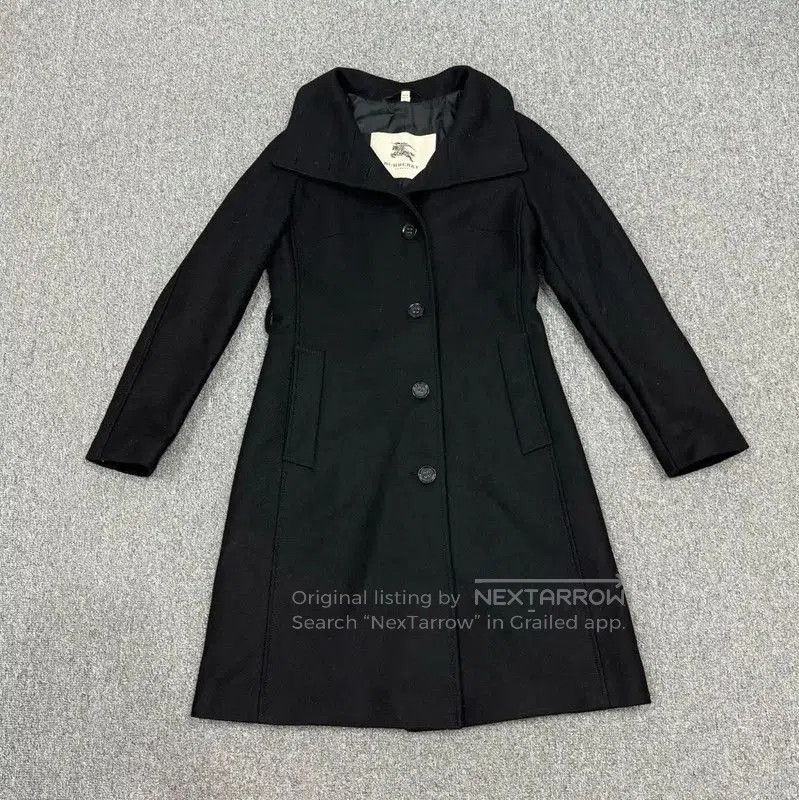 Burberry Burberry Black Polyester Women's Coat. Size M / US 6-8 / IT 42-44 - 1 Thumbnail