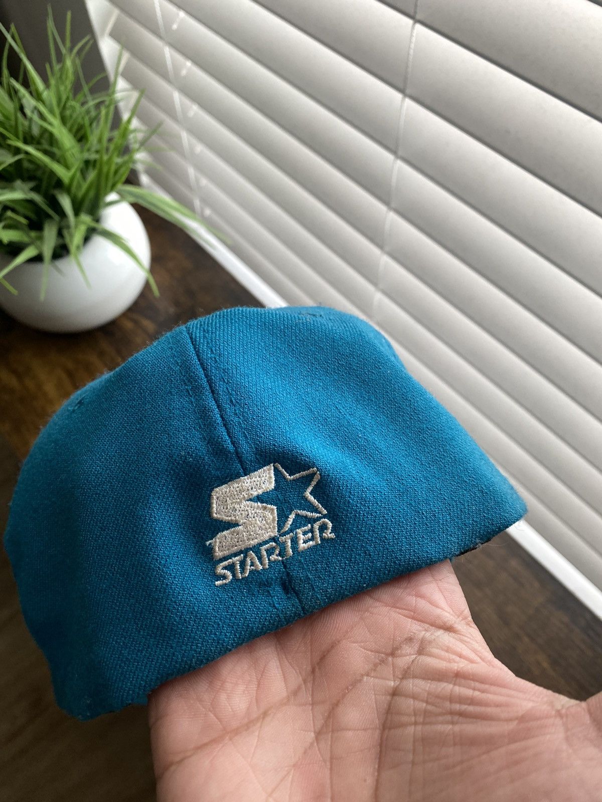 NBA Vintage 90s Starter Charlotte Hornets Hat Size ONE SIZE - 3 Thumbnail