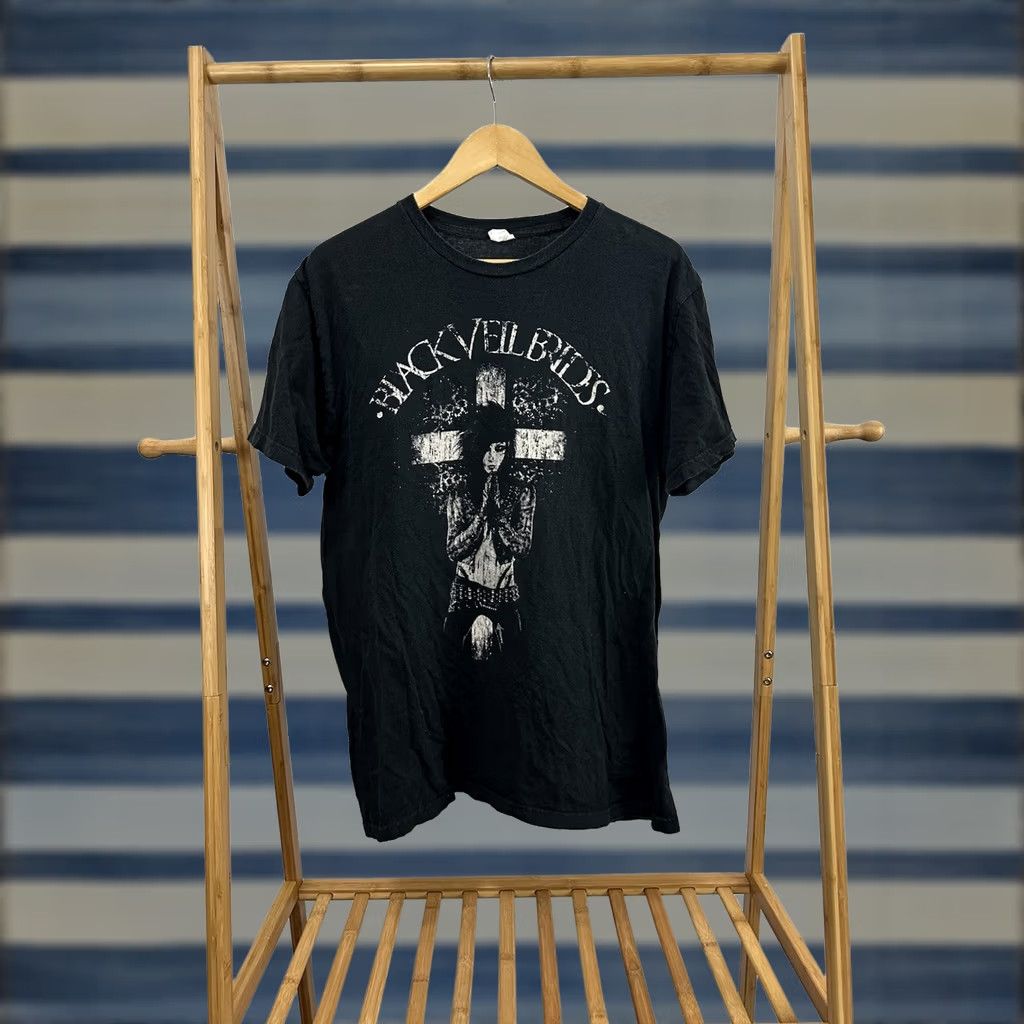 Vintage VTG Y2K Black Veil Brides Emo Scene Myspace Whore Era Band Tour T-Shirt XL Men's Size US XL / EU 56 / 4 - 1 Thumbnail