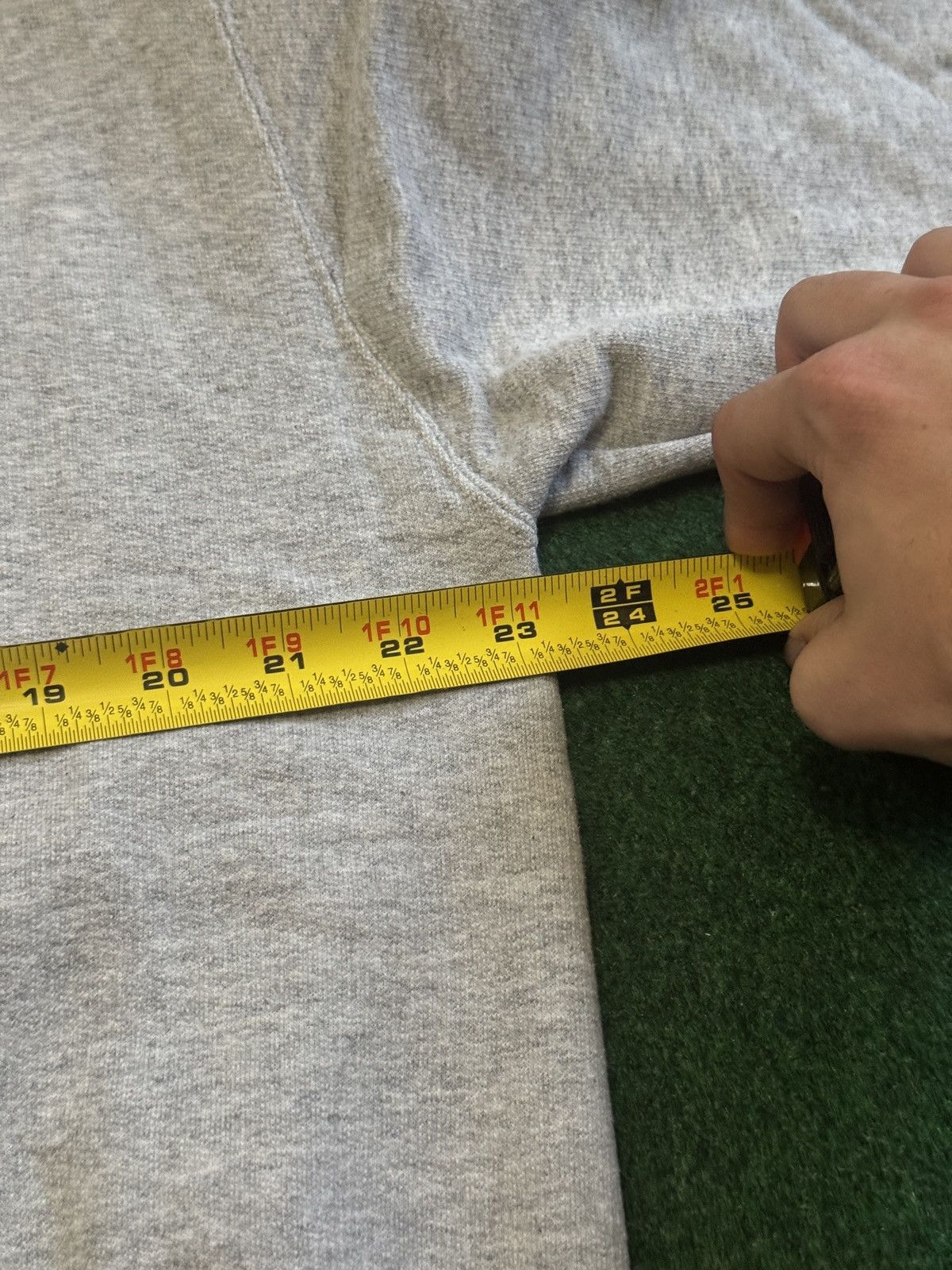 Russell Athletic Vintage 90s Russell Athletic Gray Minimalist Sweatshirt Size US L / EU 52-54 / 3 - 6 Thumbnail