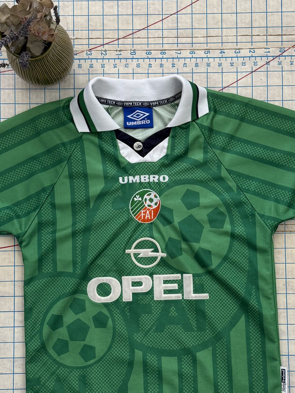 Umbro × Vintage Vintage Umbro Republic of Ireland Jersey Green Y-Size 17x23 Size US XXS / EU 40 - 3 Thumbnail