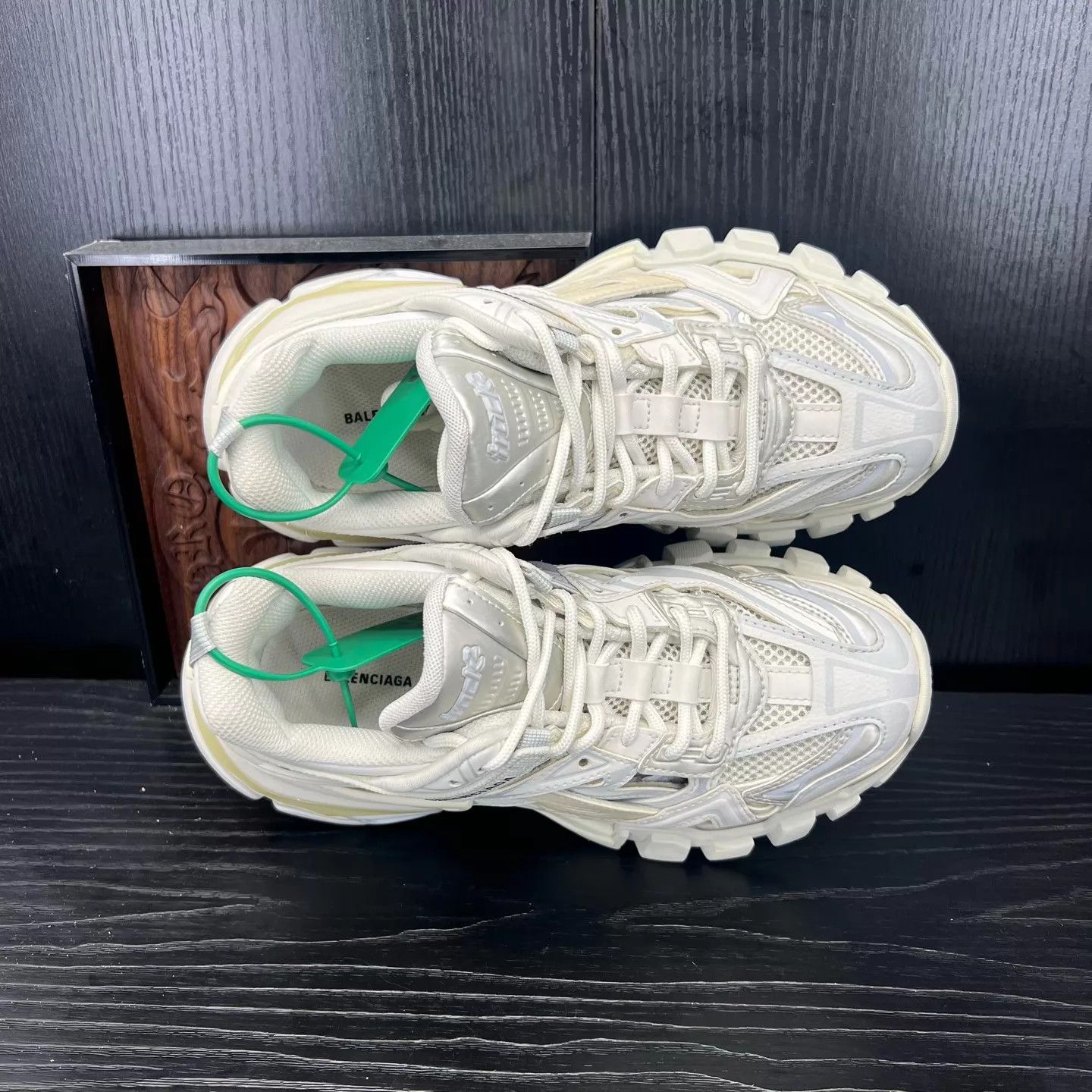 Balenciaga Balenciaga Track 2 White 37 New Original Box Size US 7 / IT 37 - 6 Thumbnail