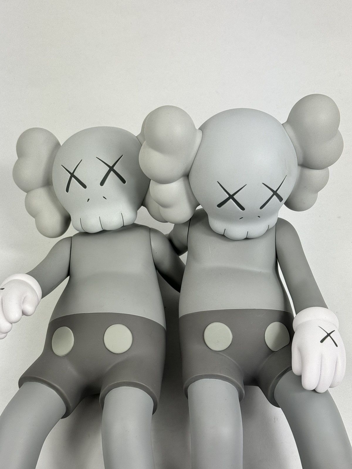 Kaws KAWS A LONG THE WAY VINYL FIGURE Size ONE SIZE - 9 Thumbnail
