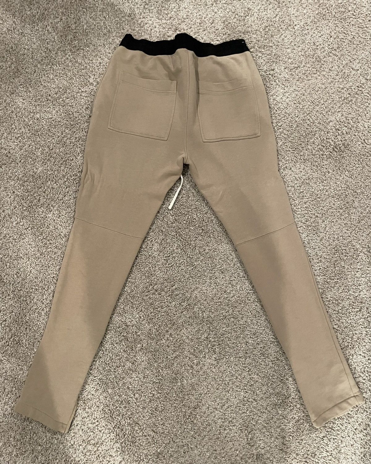 FOG × Fear of God Sz XL FOG Essentials Dessert Taupe Sweatpants Size US 36 / EU 52 - 6 Thumbnail