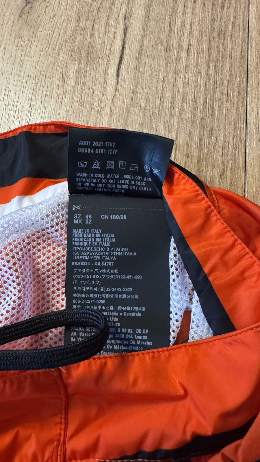 Prada Nylon Shorts Size US 33 - 7 Thumbnail