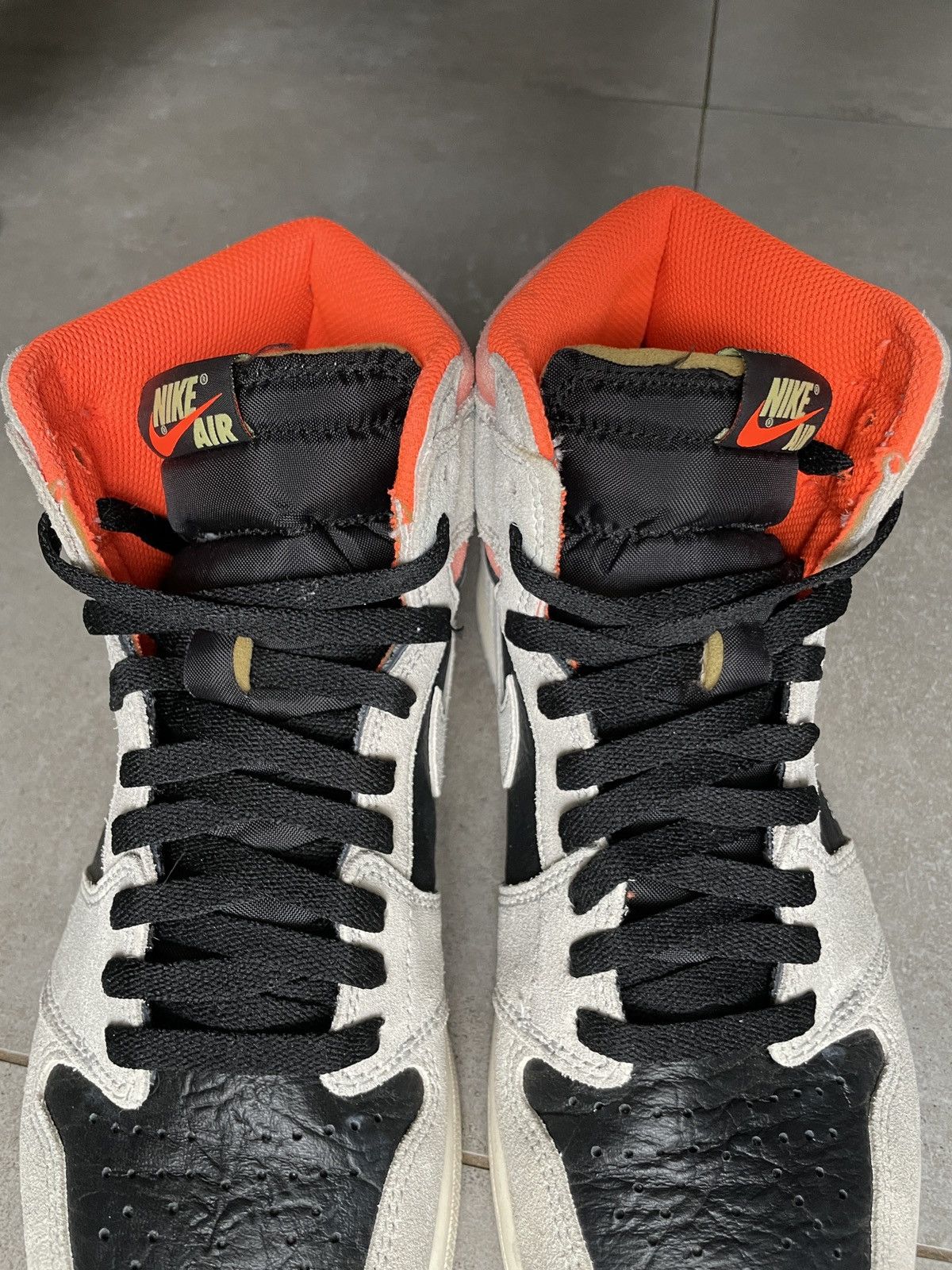 2019 Air Jordan 1 Retro High OG Neutral Grey SP
